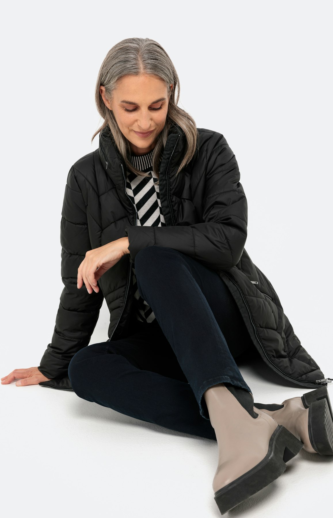 Gewatteerde jas met verborgen capuchon