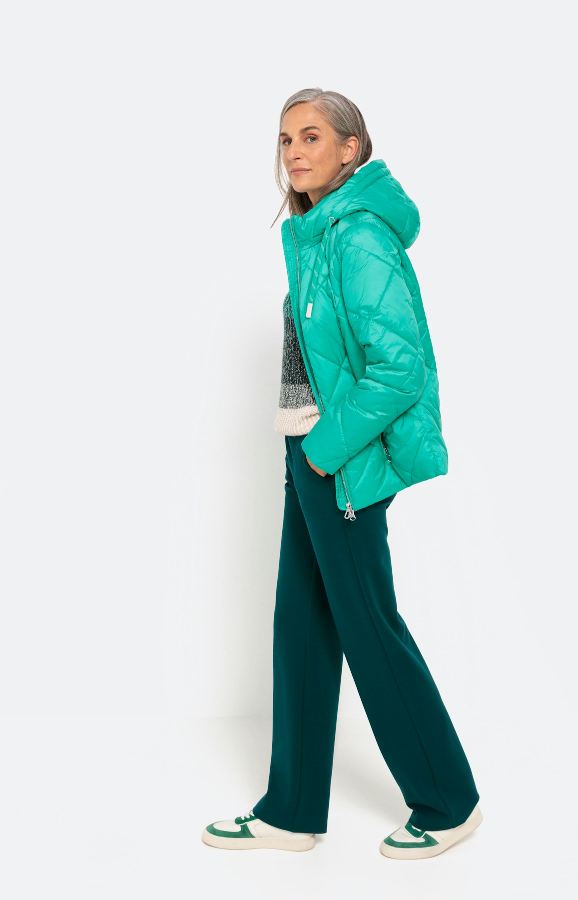 Steppjacke mit abtrennbarer Kapuze, grün