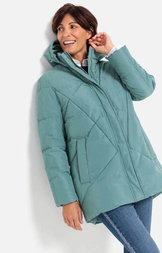 Steppjacke mit abnehmbarer Kapuze