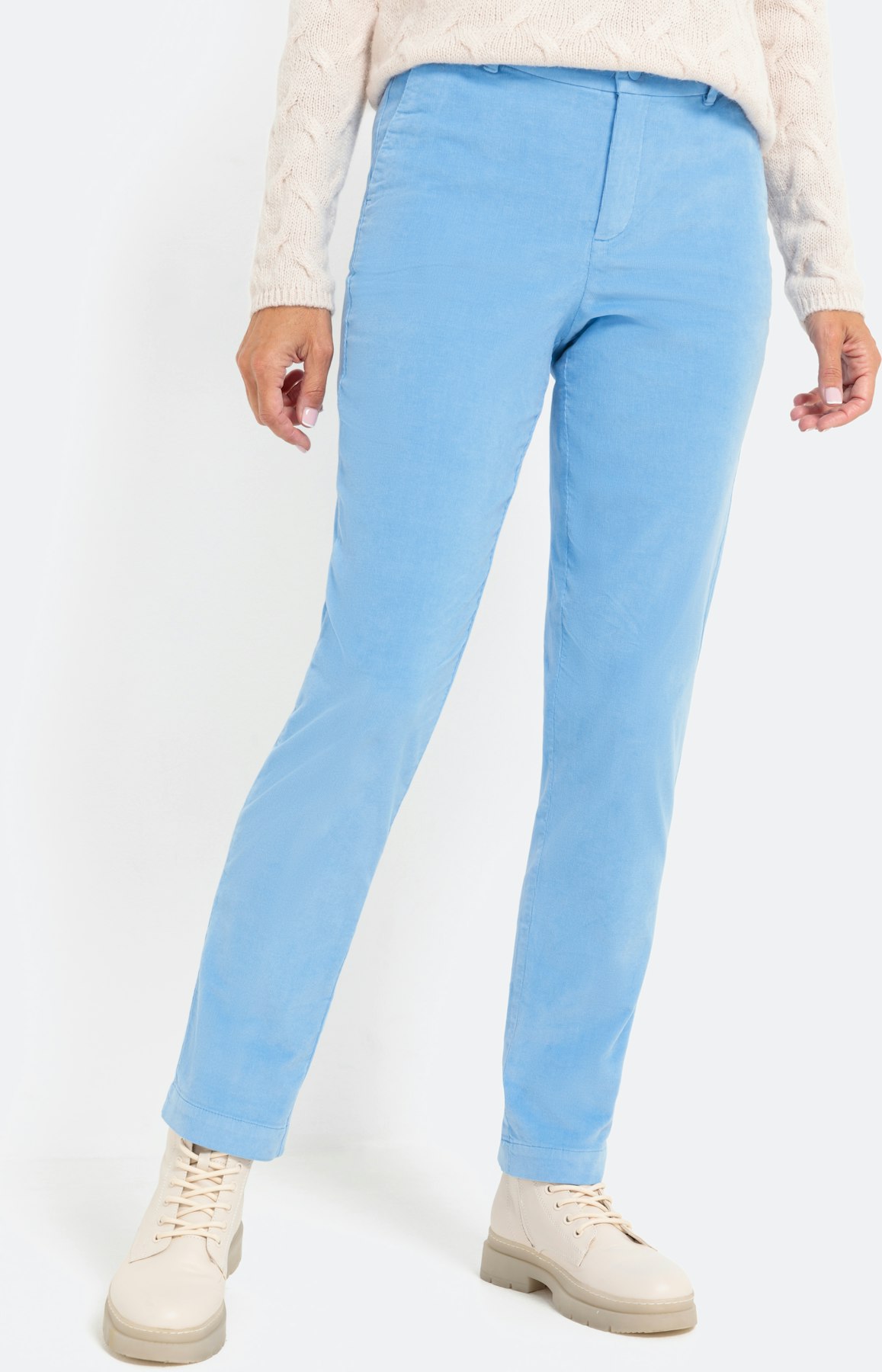 Cordhose aus Feincord, himmelblau