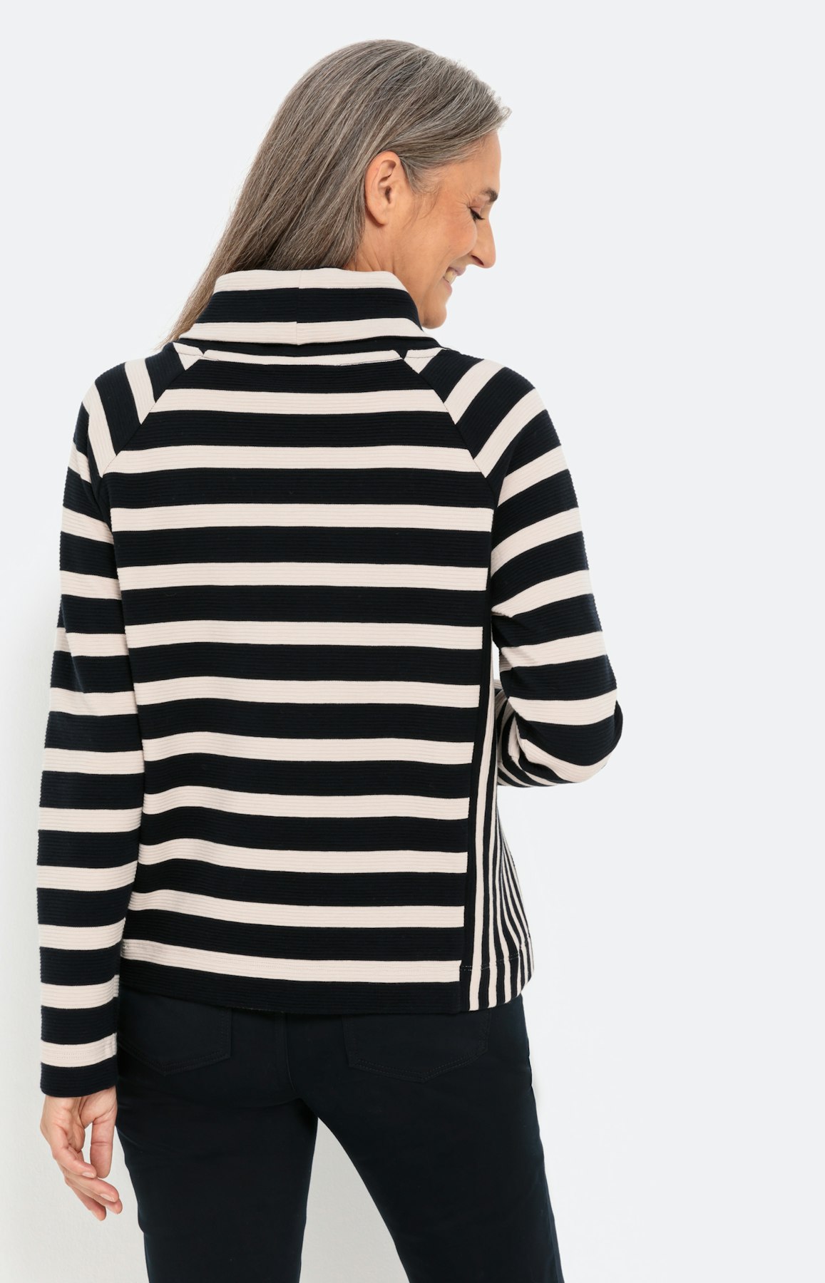 Strickpullover im Streifen-Design