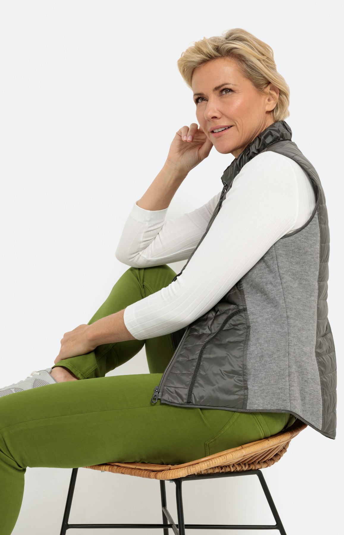 Weste mit Materialmix, grau