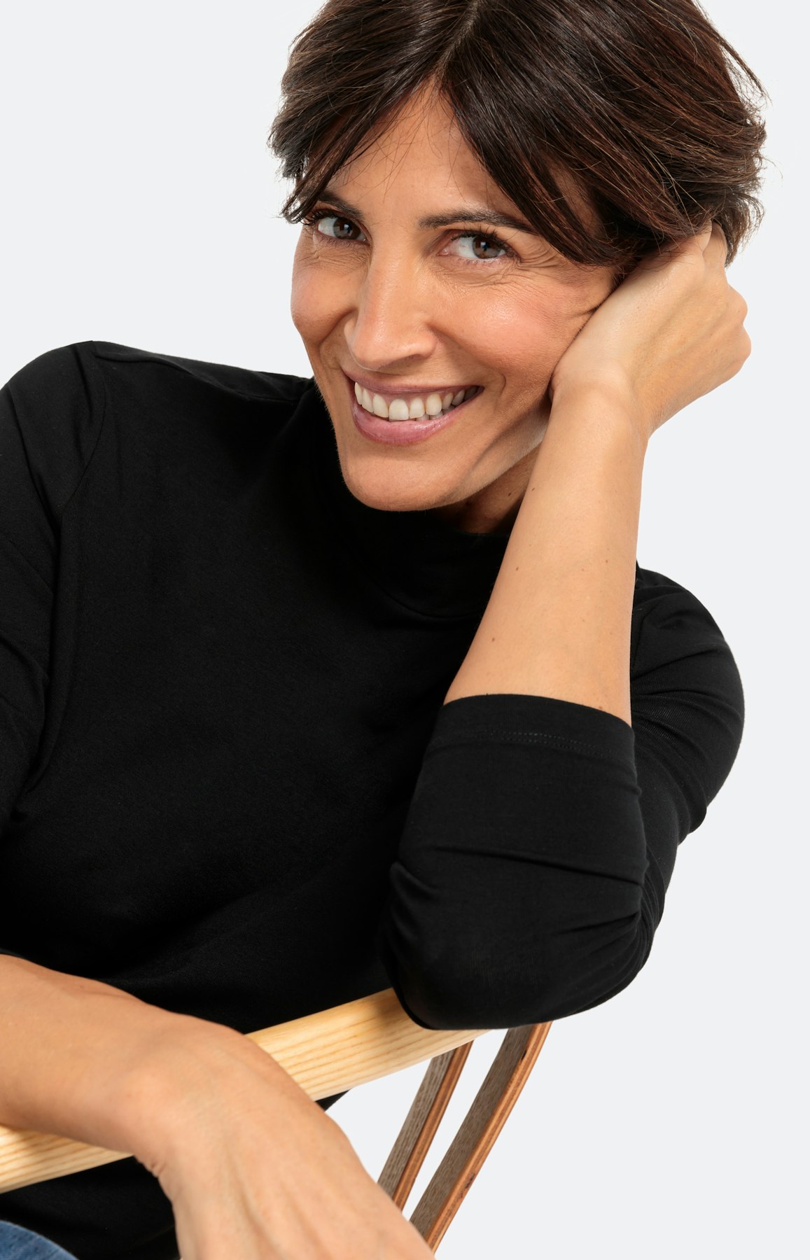 Basic T-shirt met 1/1 mouw, zwart