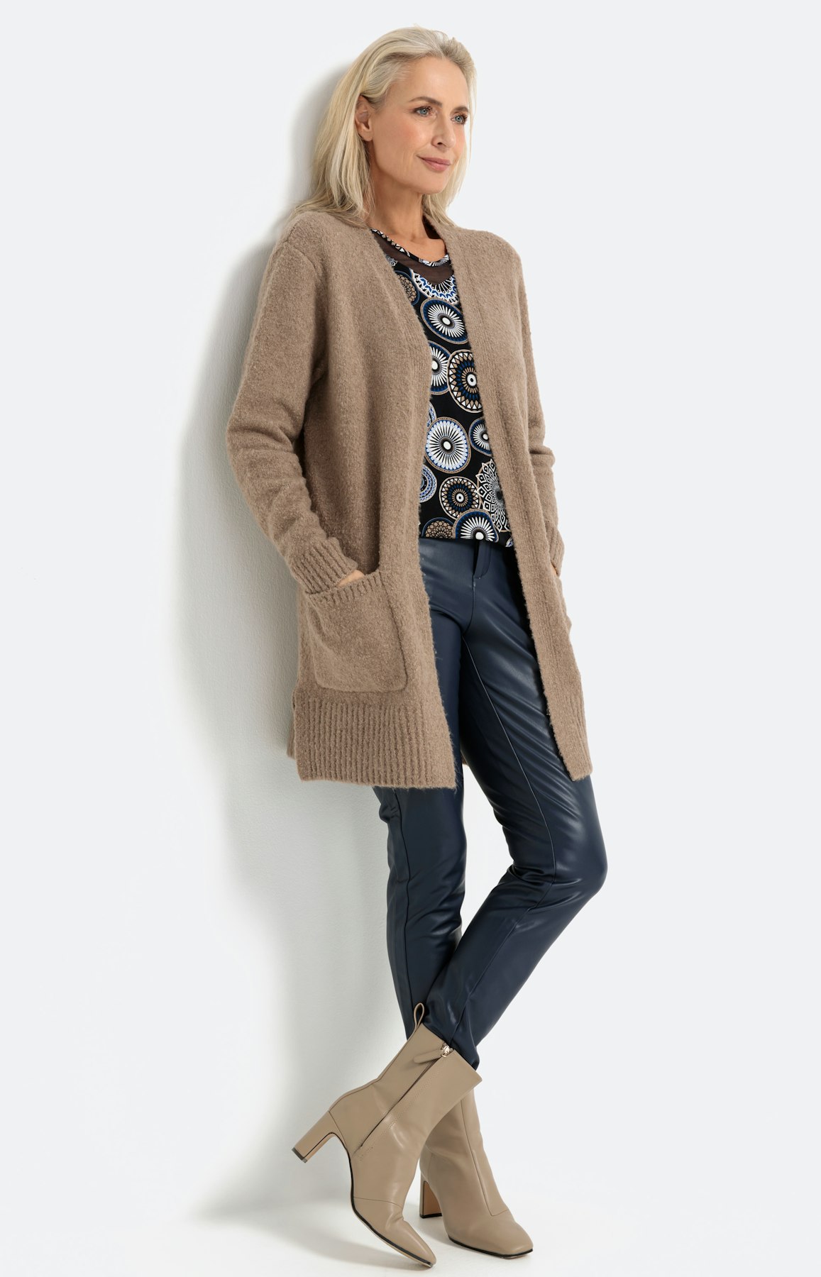 Cardigan in bouclé-look