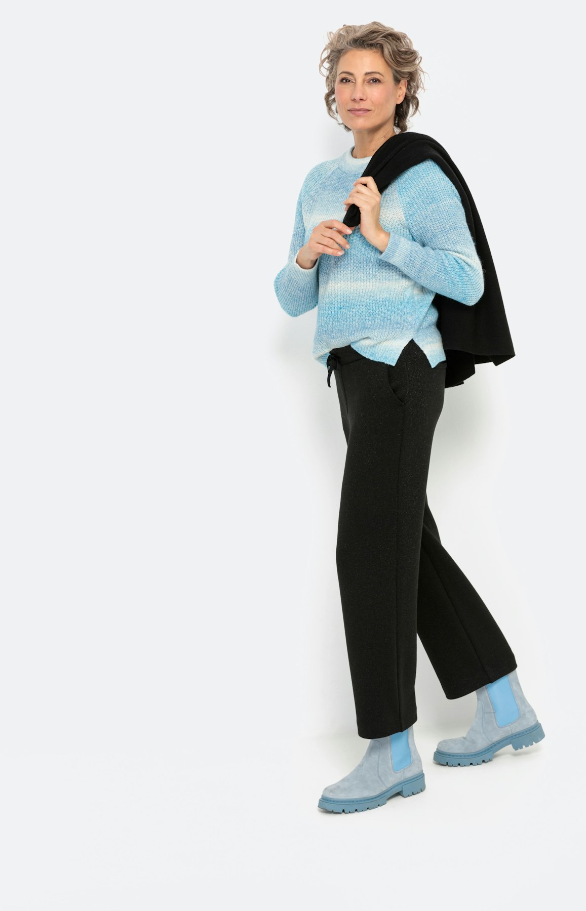 Zachte trui met lange raglanmouwen