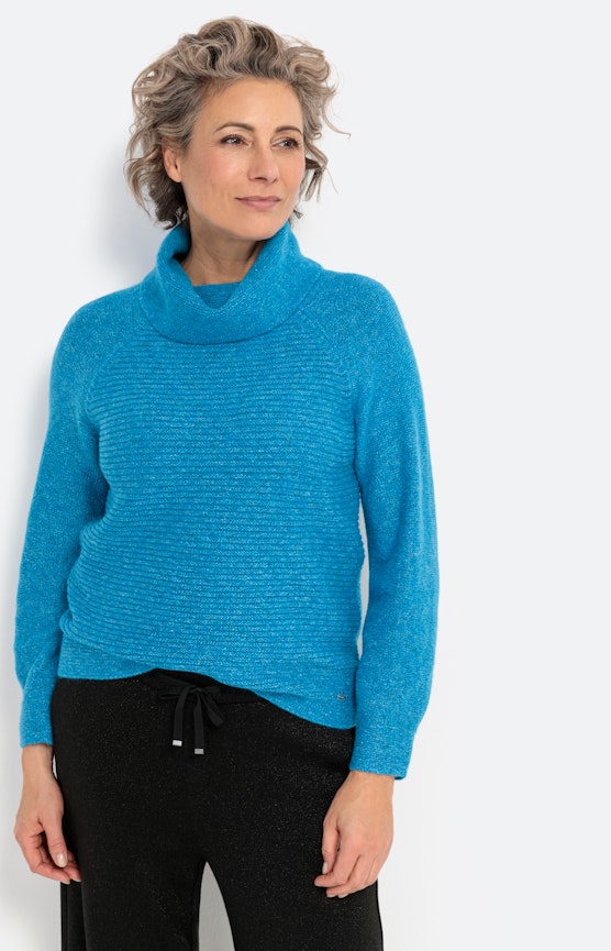 Gestreifter Pullover mit unifarbenem Arm