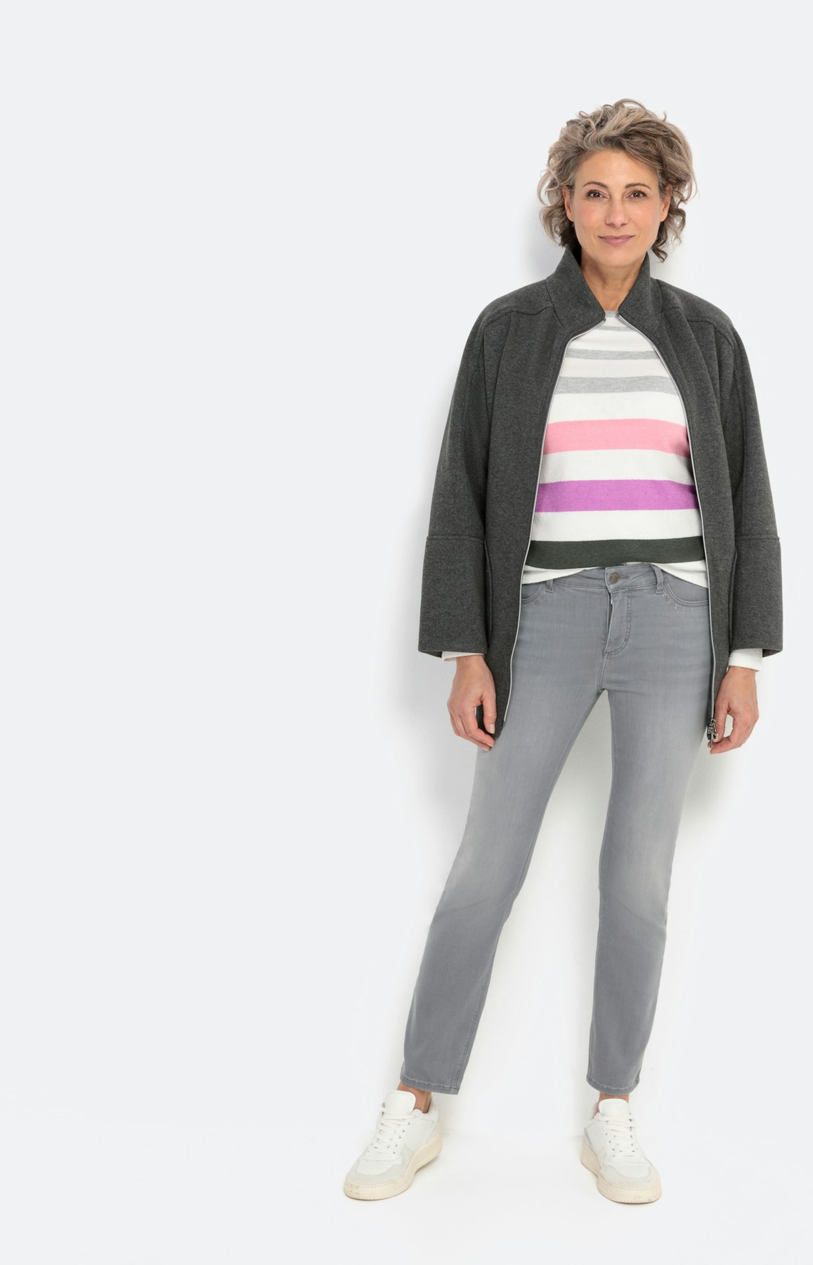 Jeans met strasbeleg 30inch lichtgrijs