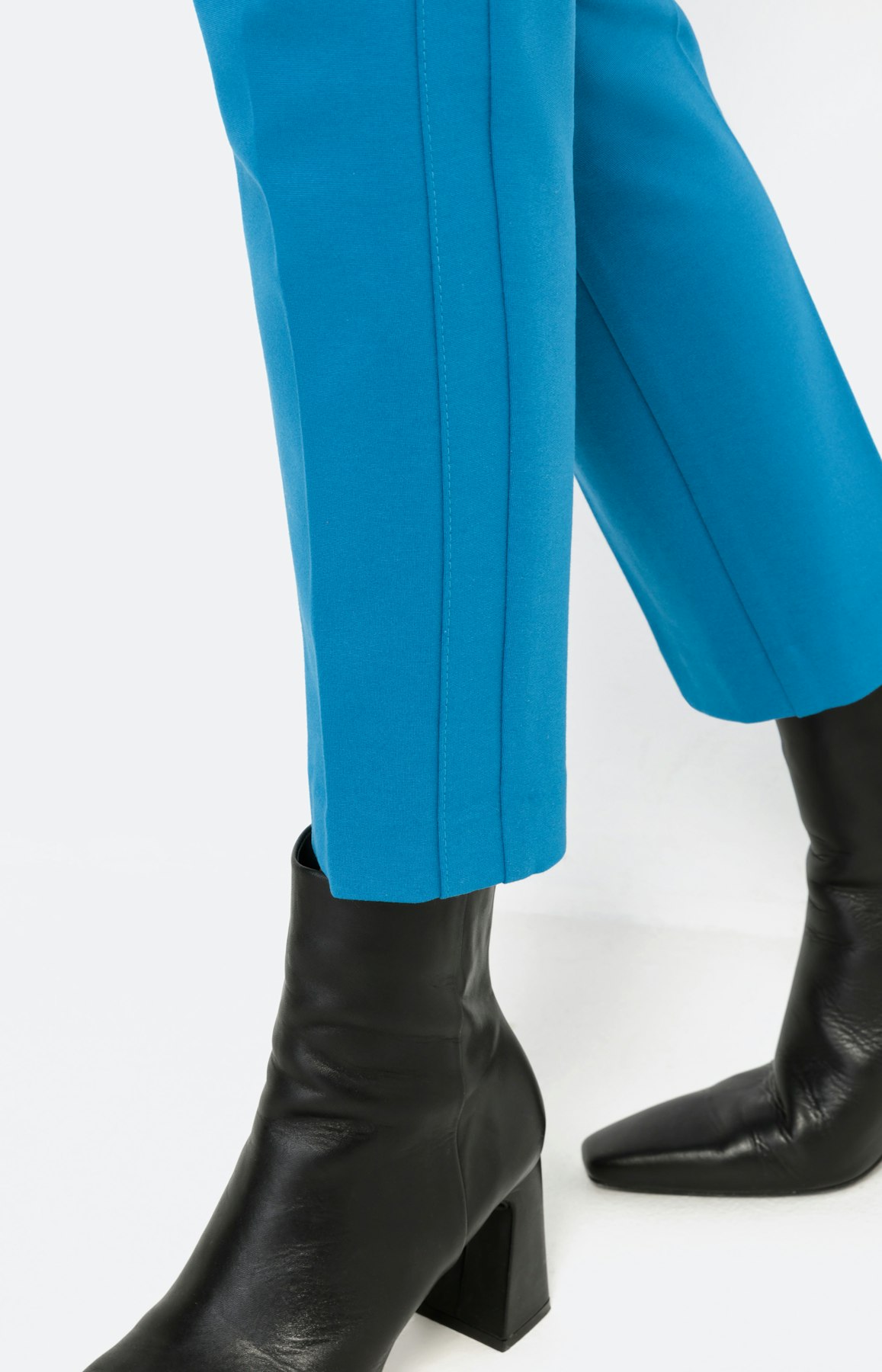 Broek met smalle pijpen van jersey