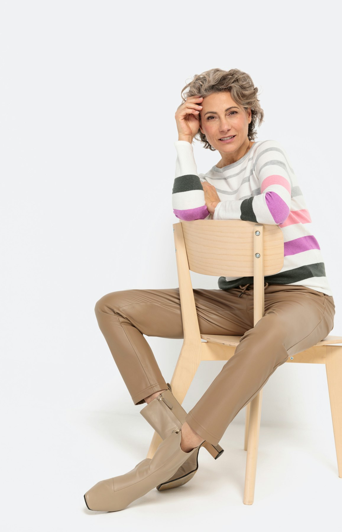 Weicher Pullover mit Streifenmuster