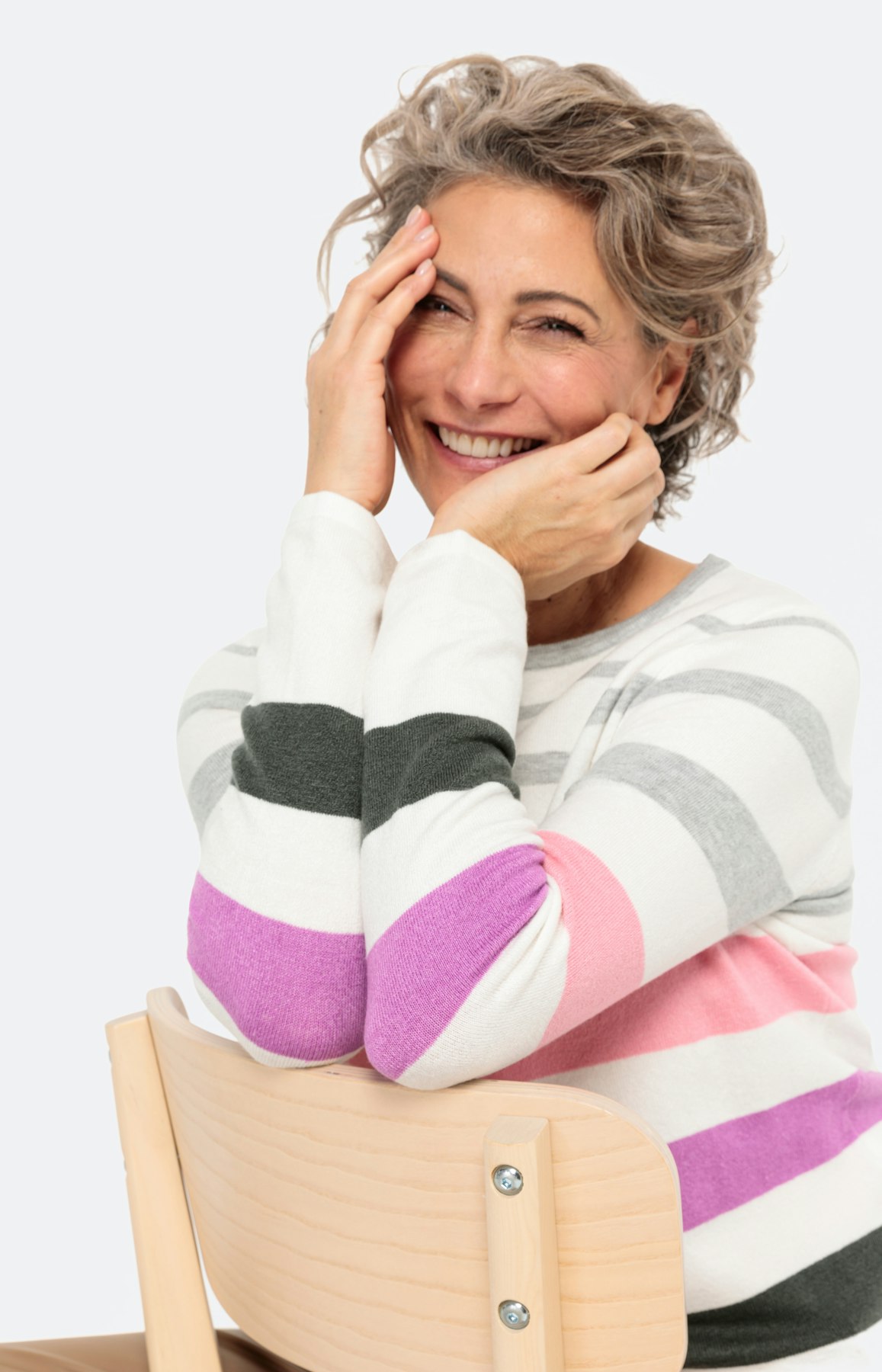 Weicher Pullover mit Streifenmuster