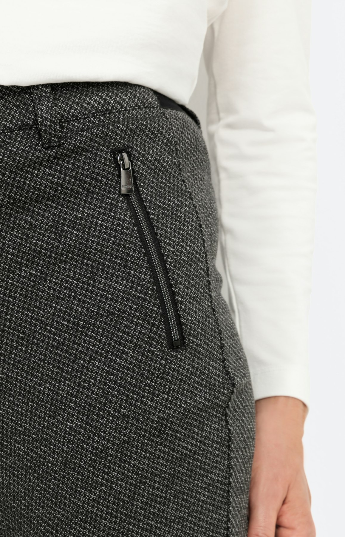 Broek met smalle pijpen in jacquard-look