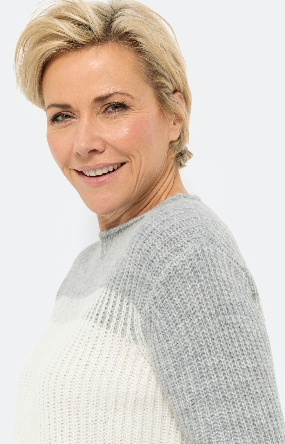 Pullover im Colorblock-Design