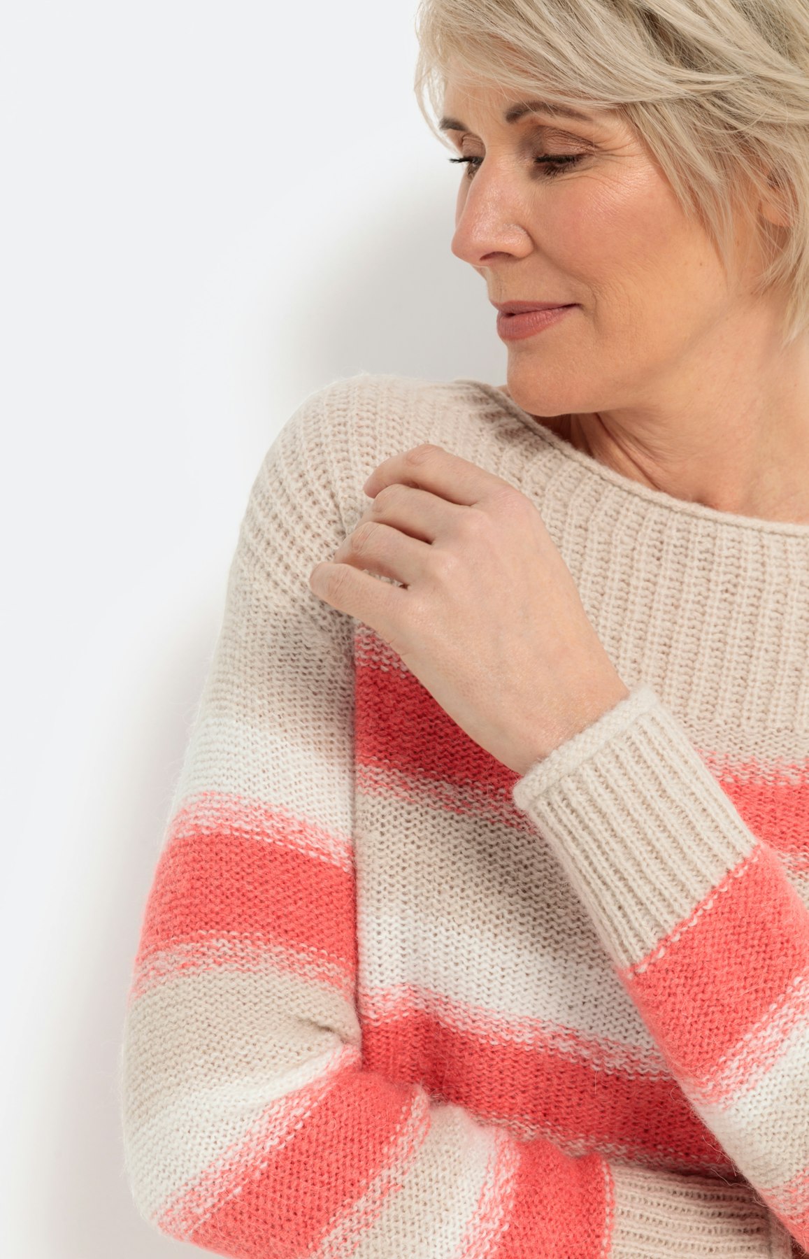 Zachte trui met streepdetails