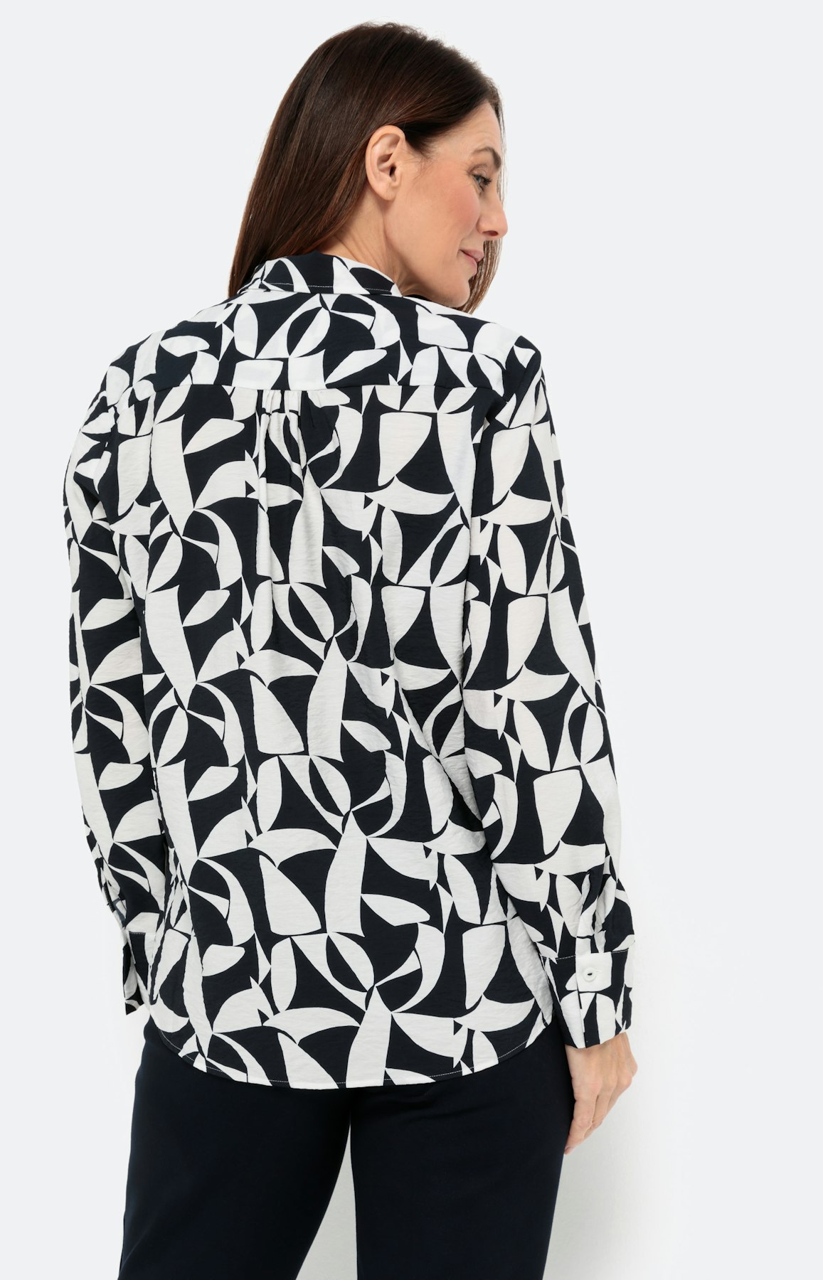 Blouse in all-overdesign, navy wit