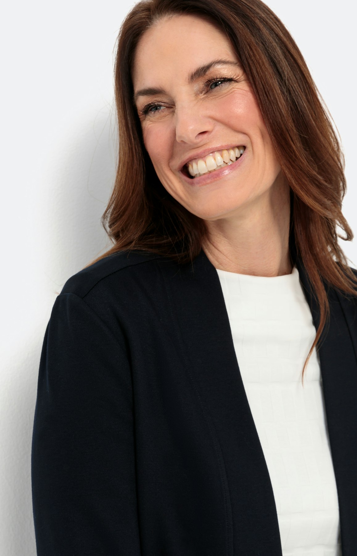 Sweatvest met open pasvorm