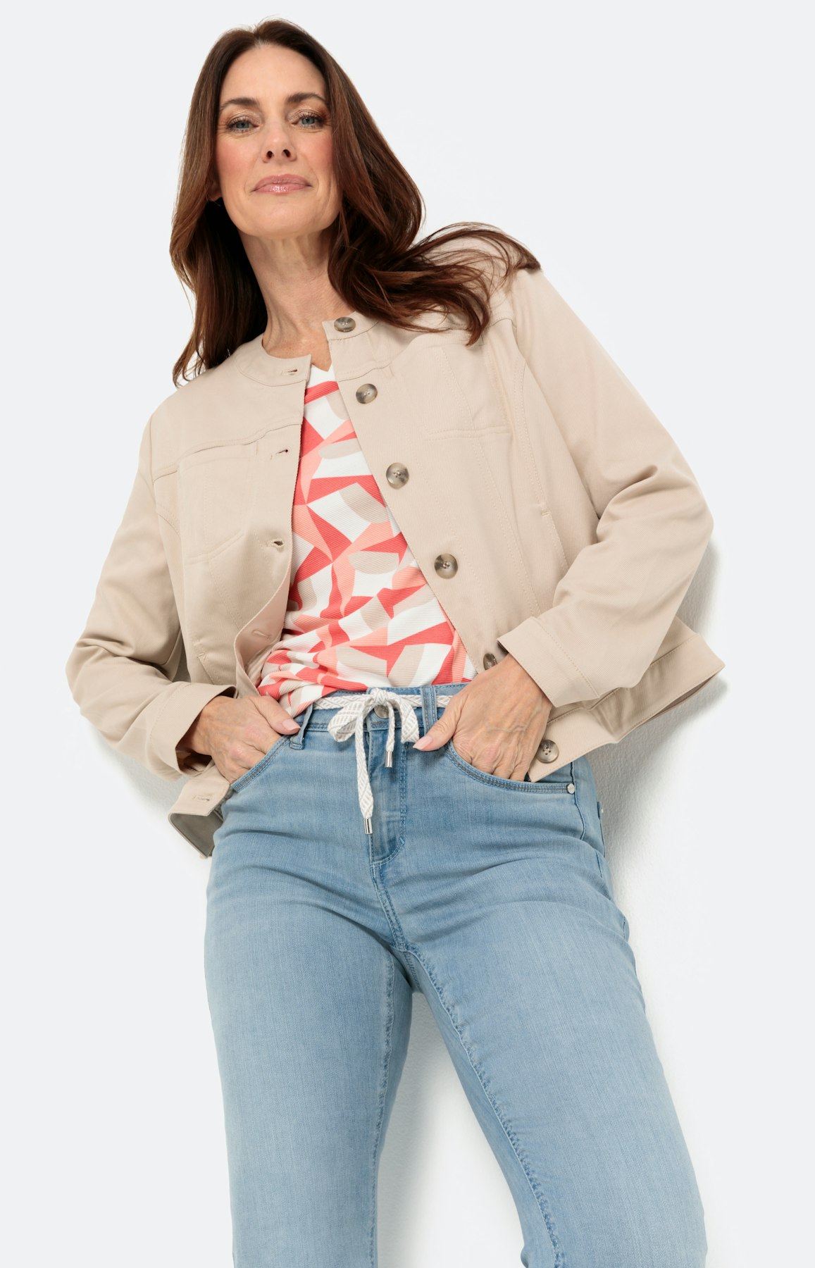 Blazer mit Rundhals und Knopfleiste