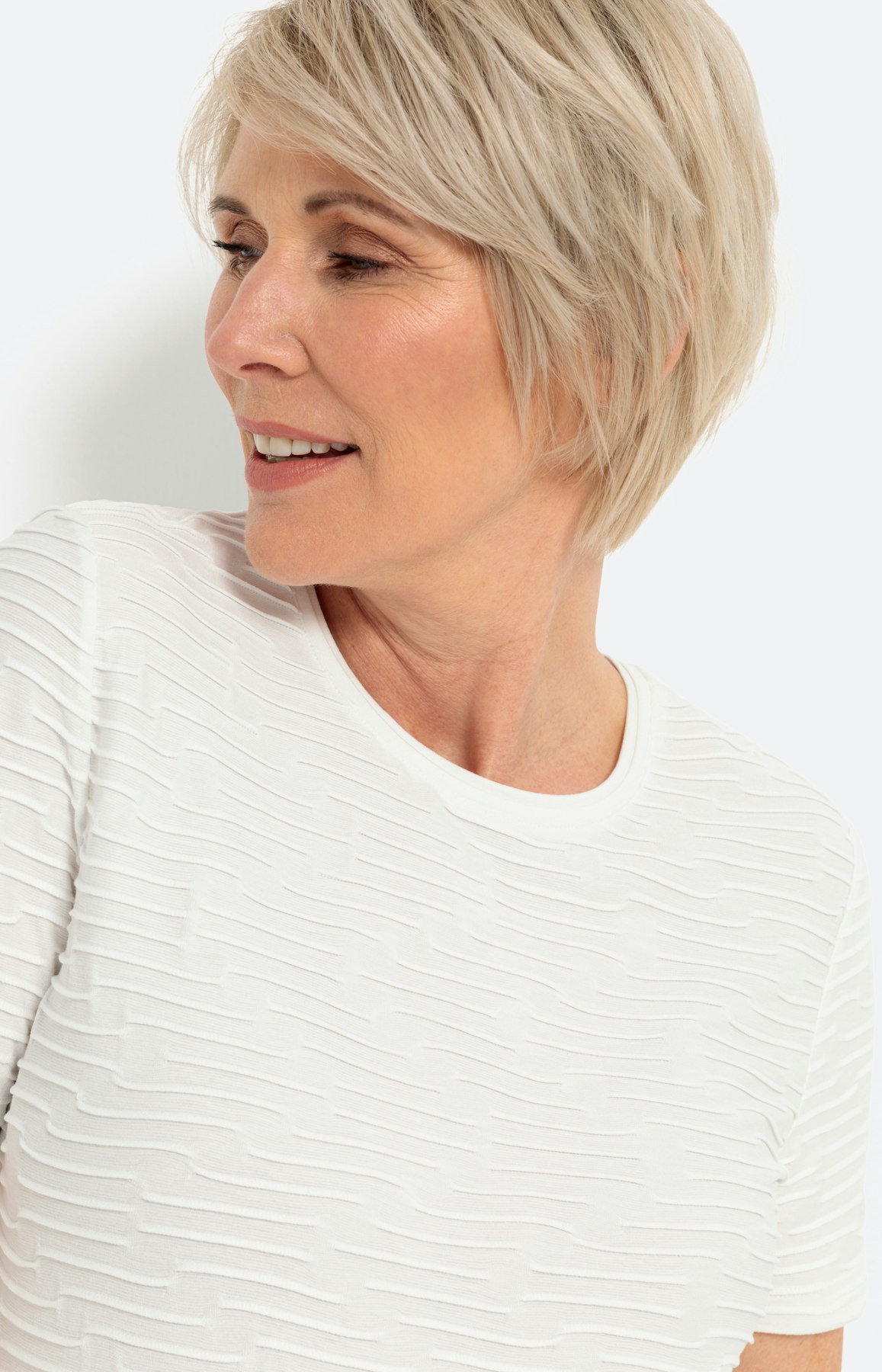 Zacht T-shirt met gepaspelde, ronde hals