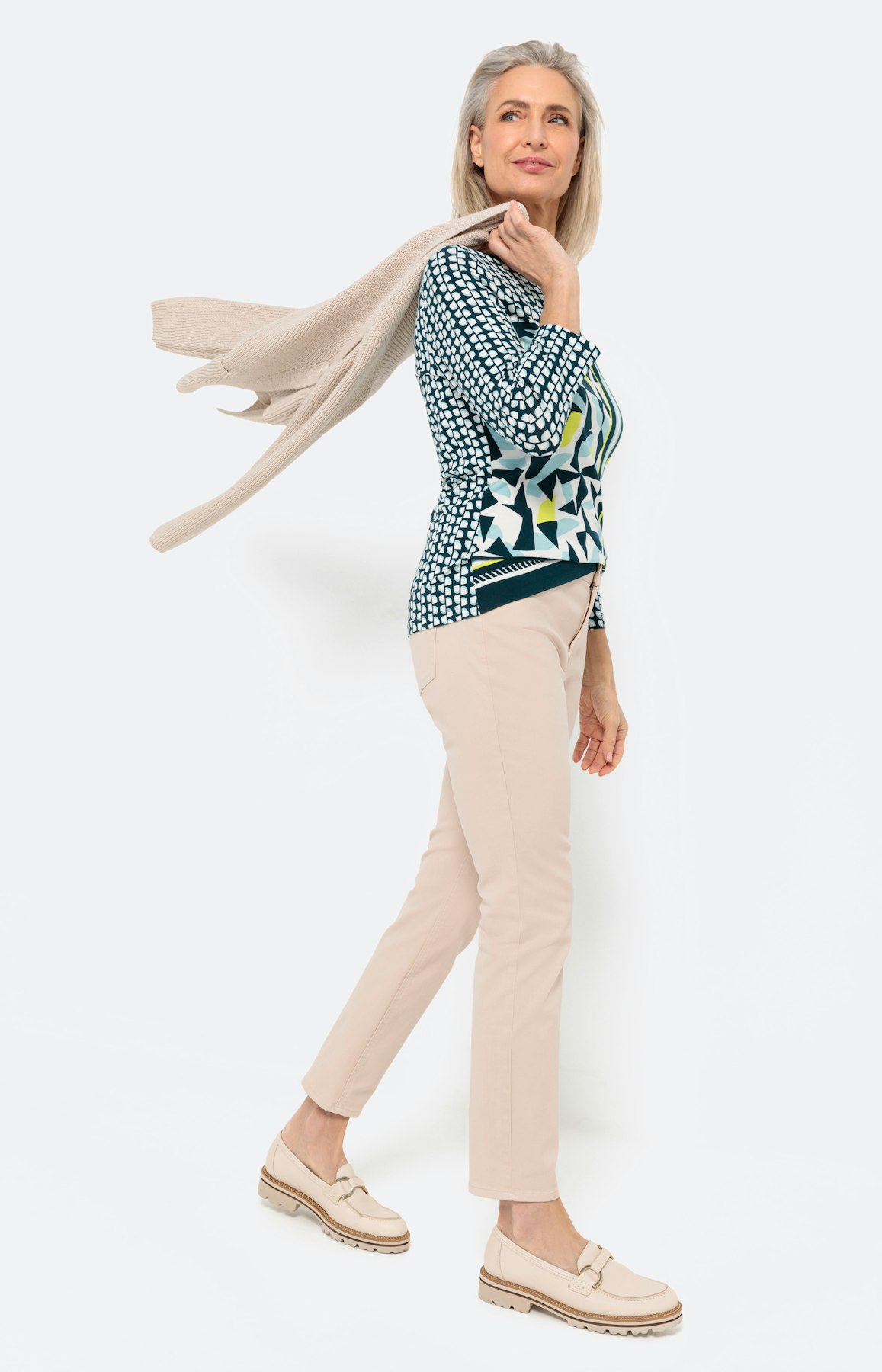 Print-Shirt mit Boot-Ausschnitt