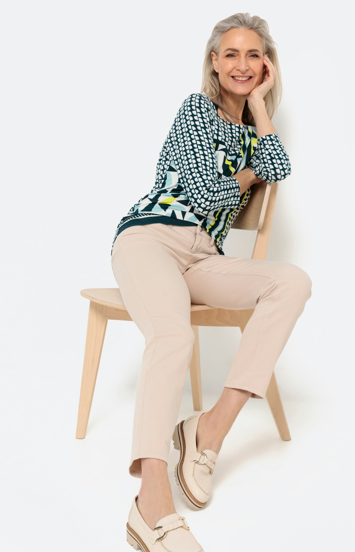 Print-Shirt mit Boot-Ausschnitt