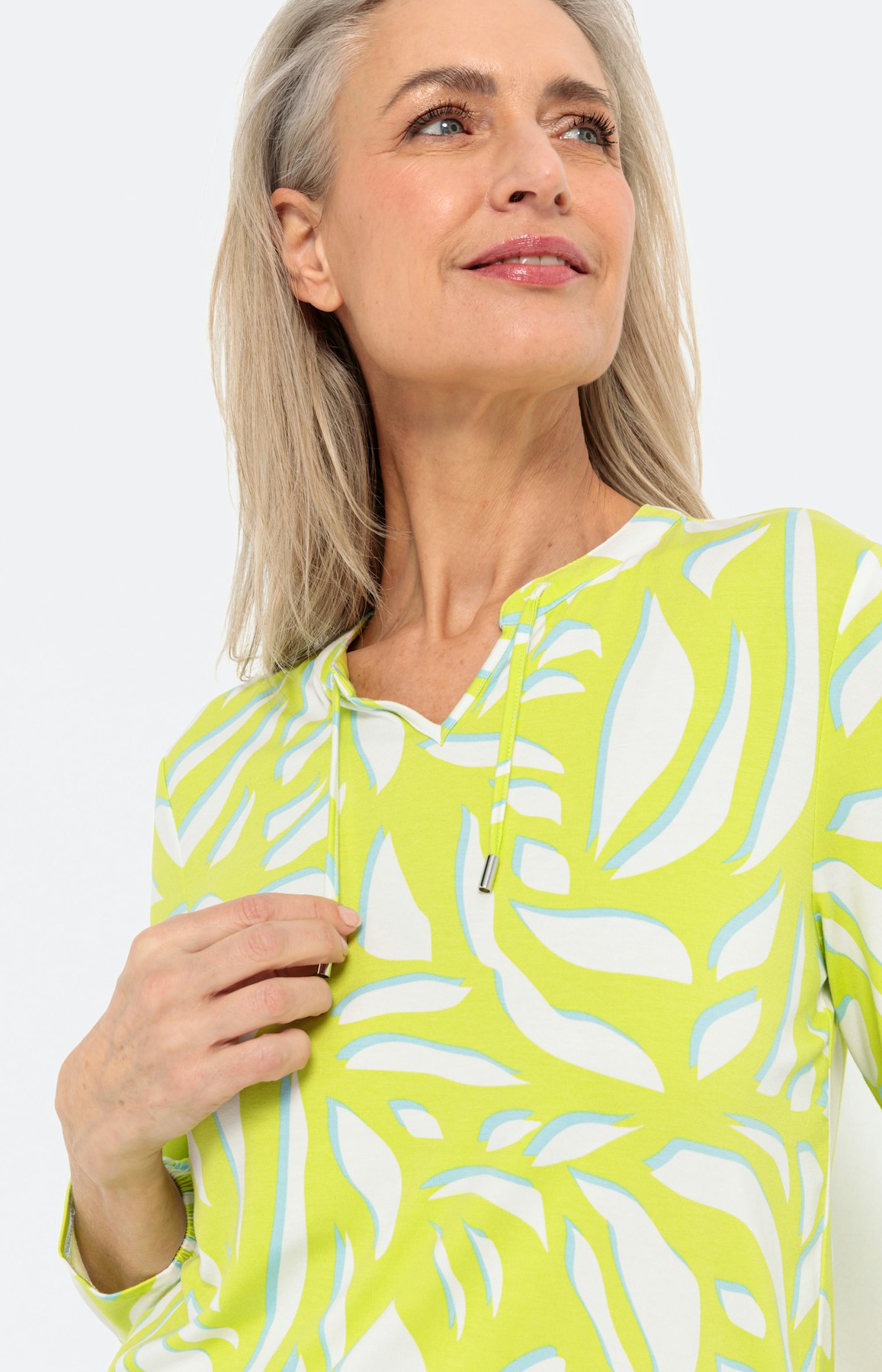 Shirt met opstaande kraag en bindstrik