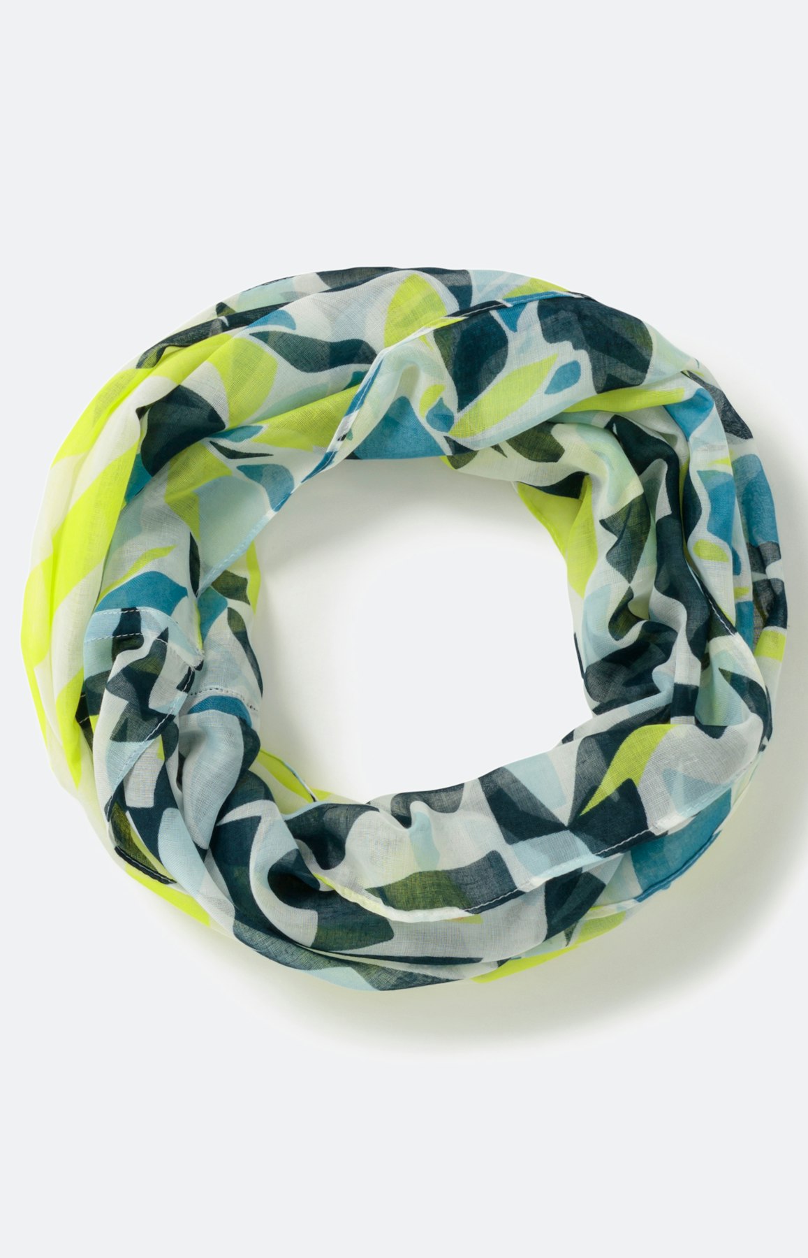 Leichter Schal im Patchwork-Design