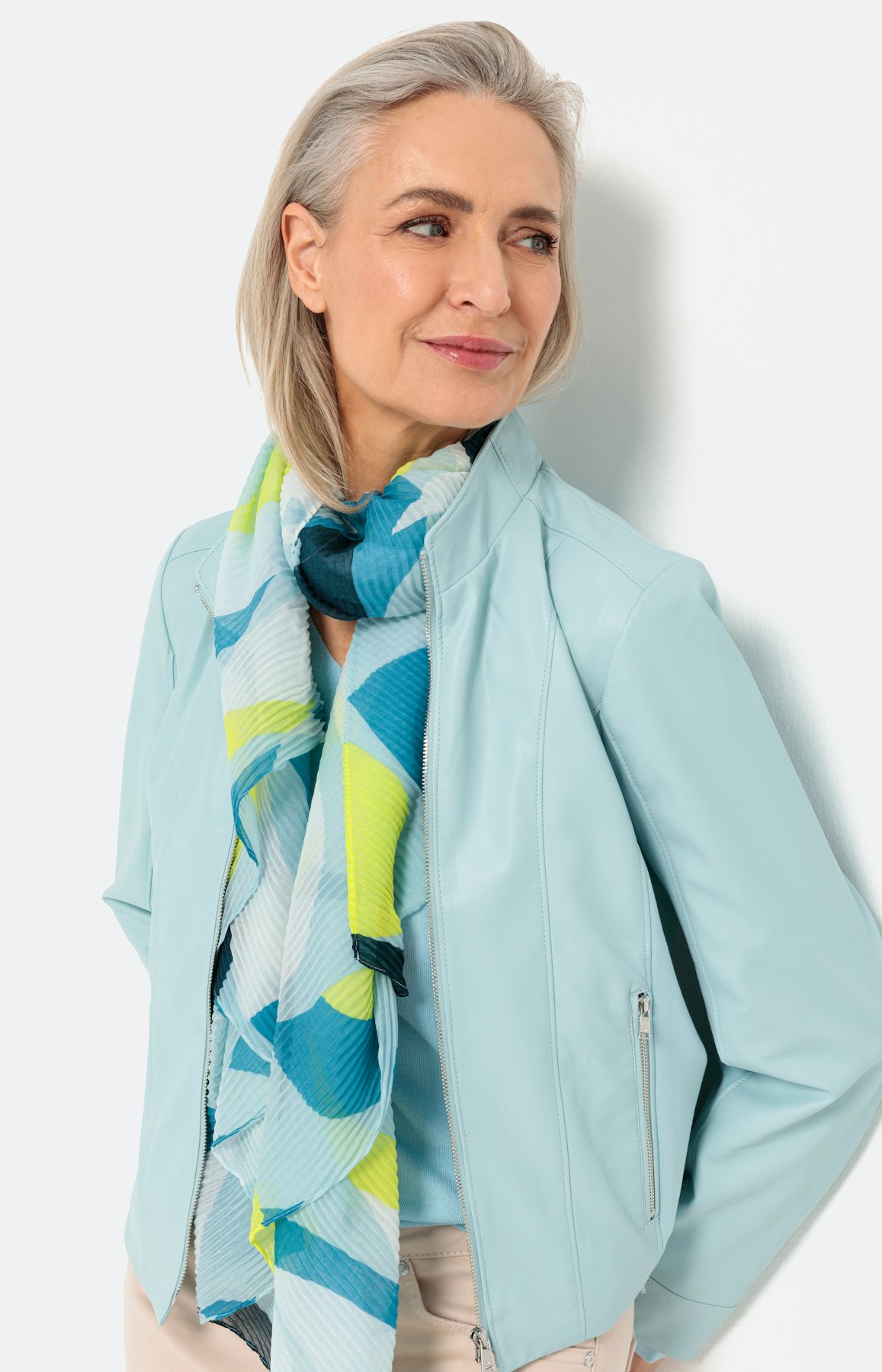 Bikerjacke in Lederoptik, aqua