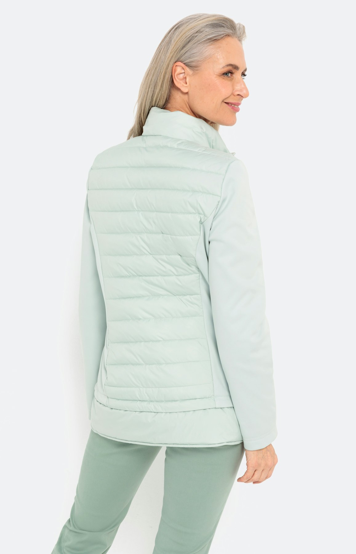 Gewatteerd jack in een materialenmix