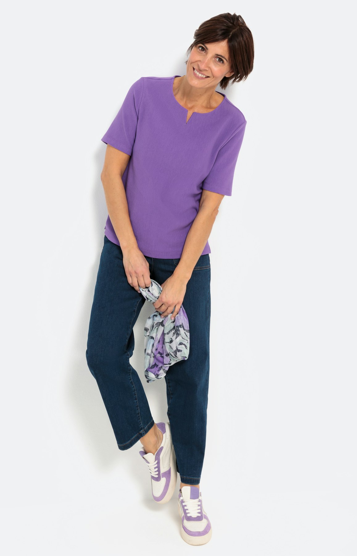 Kurzarmshirt mit geriffelter Struktur