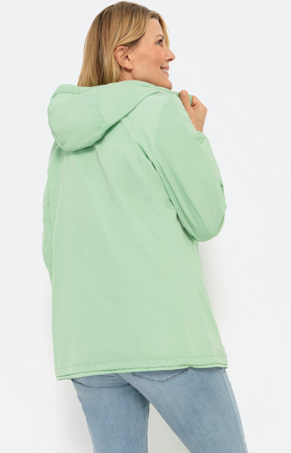 Sportief outdoor jack, lichtgroen