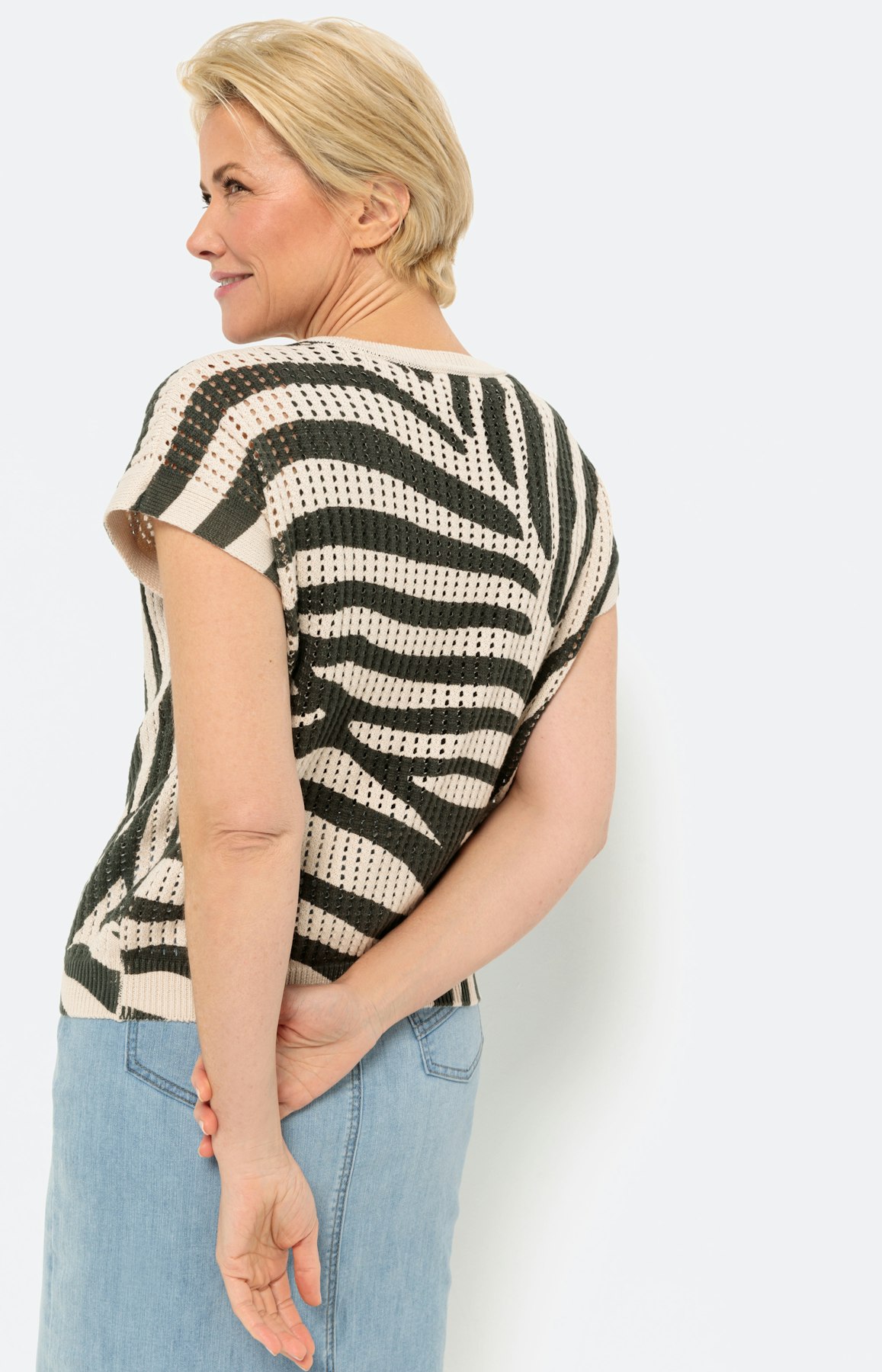 Gedessineerde trui ajourbreisel, olive