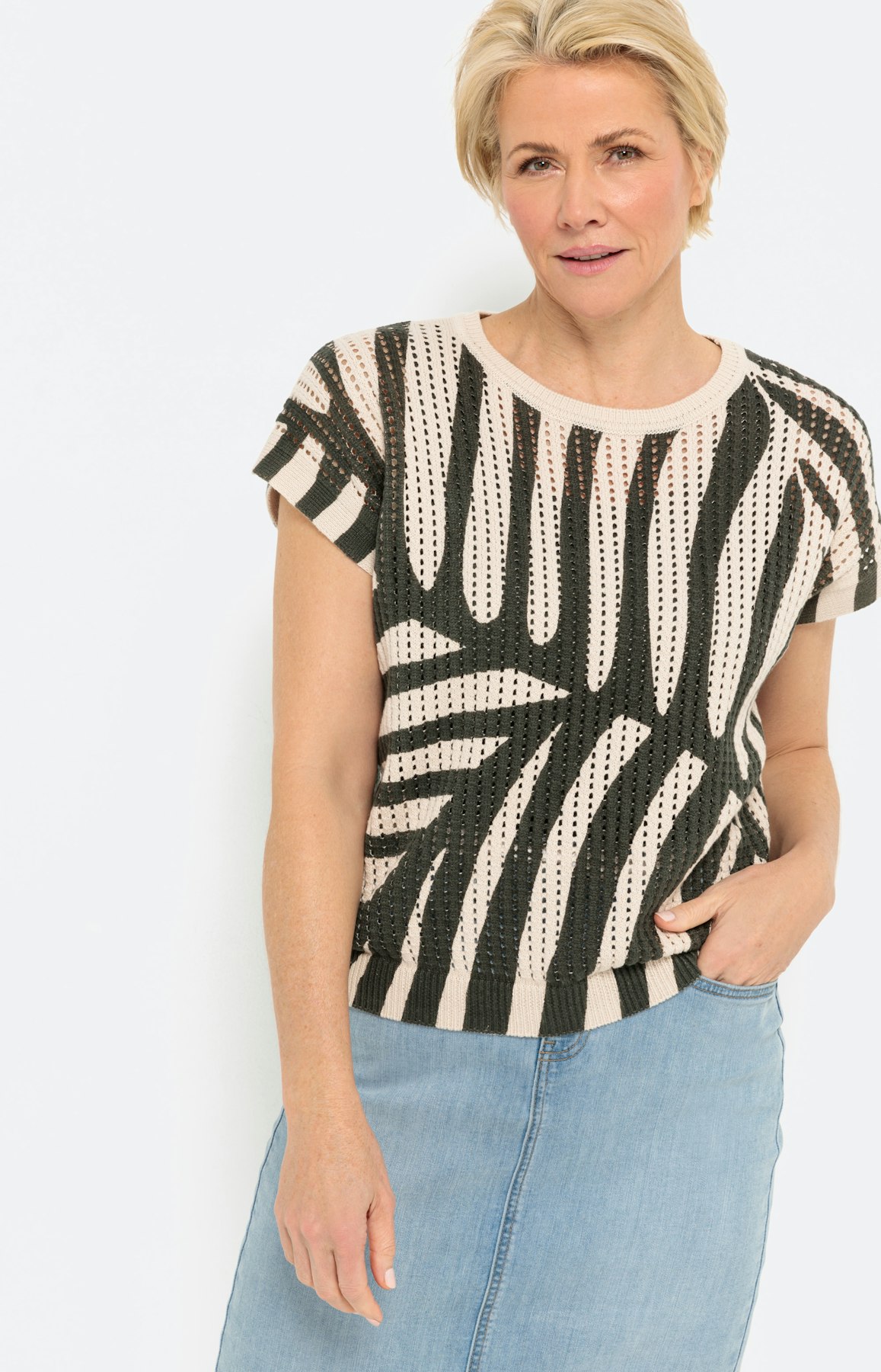 Gedessineerde trui ajourbreisel, olive