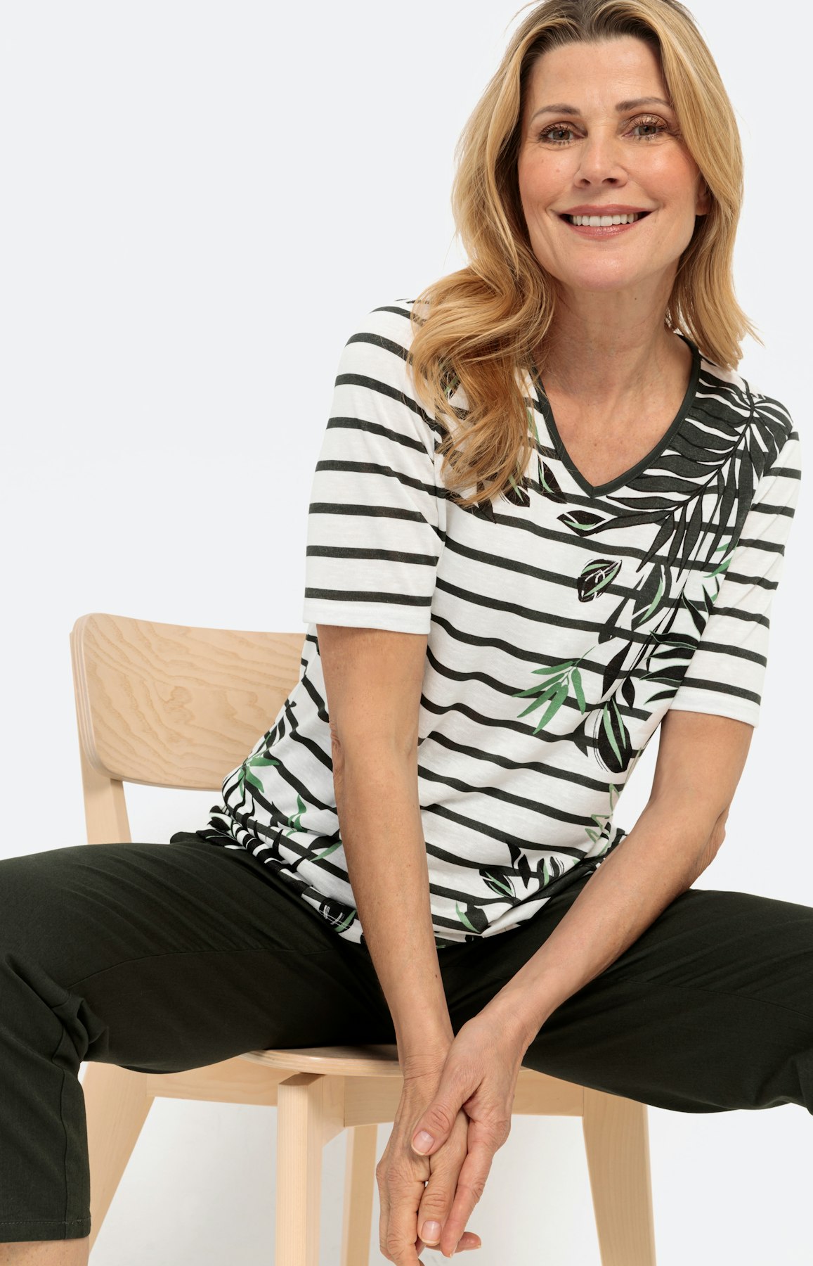 Streepen shirt mit bladeren motief