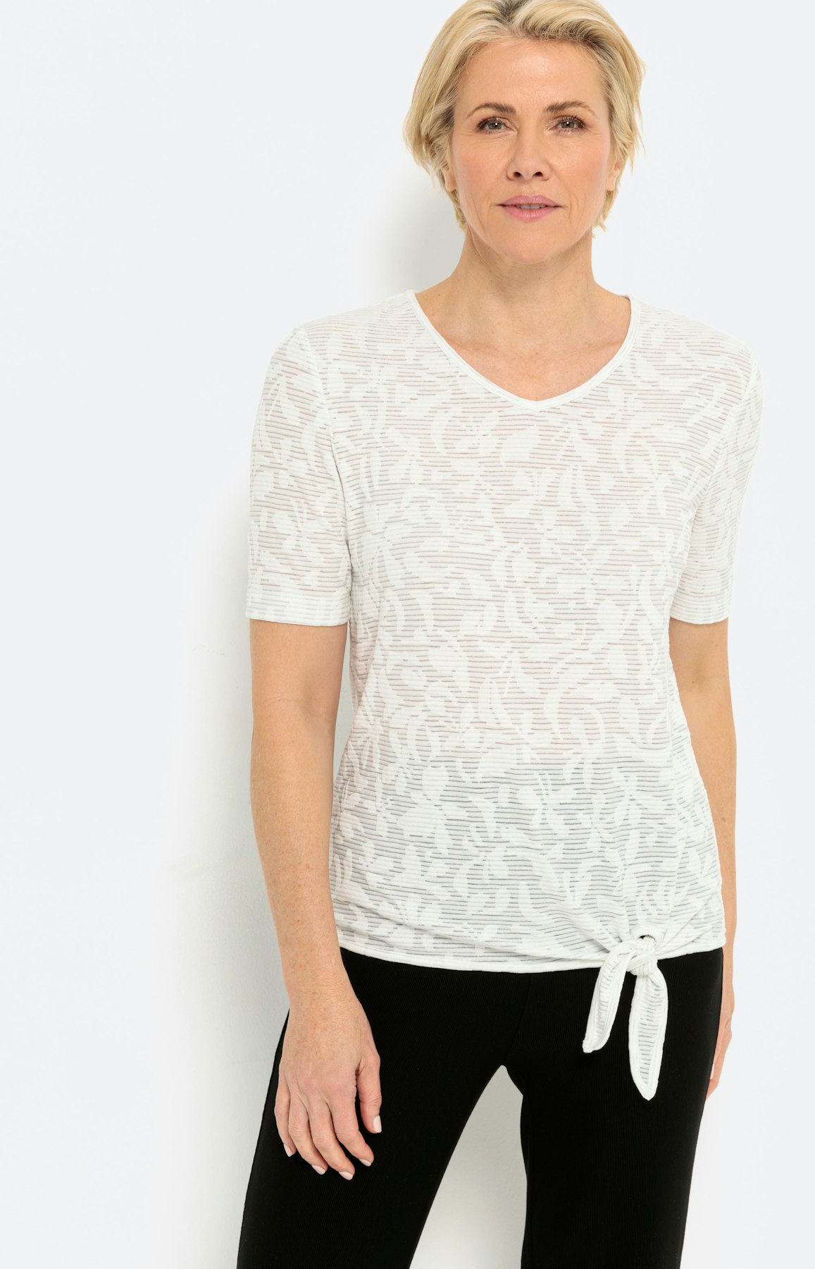 Shirt met korte mouwen en knoopdetail