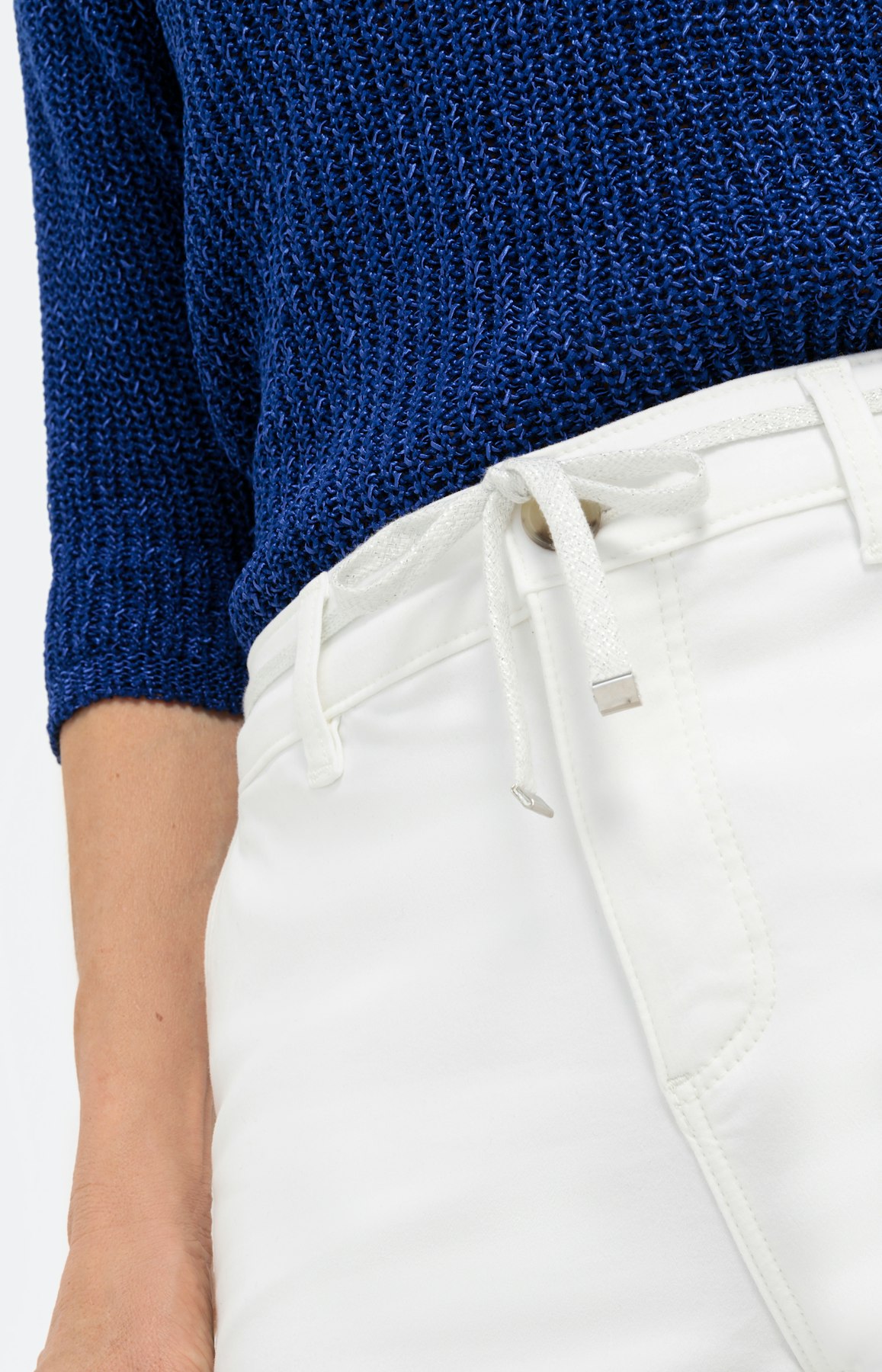 Chino aus stretchigem Baumwoll-Satin