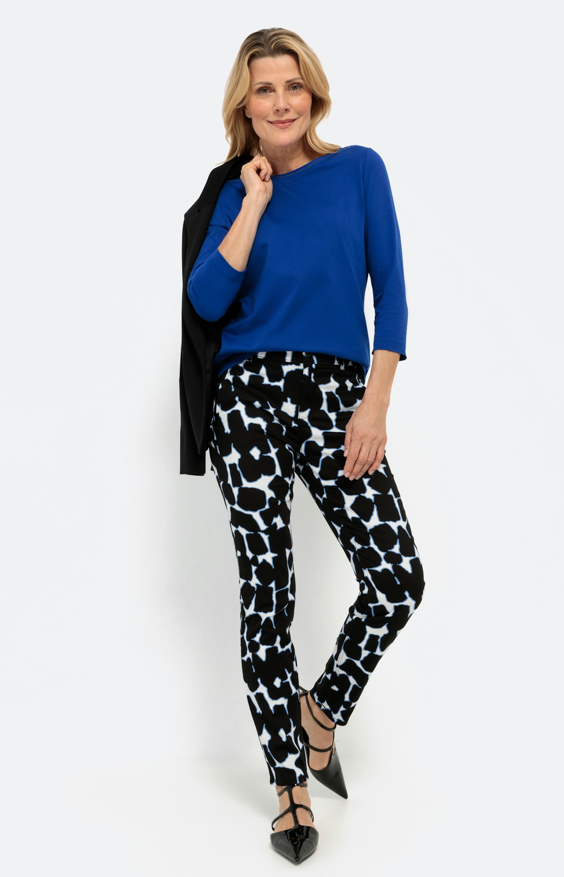 Uni-Shirt mit 3/4-Ärmel und Perlendetail