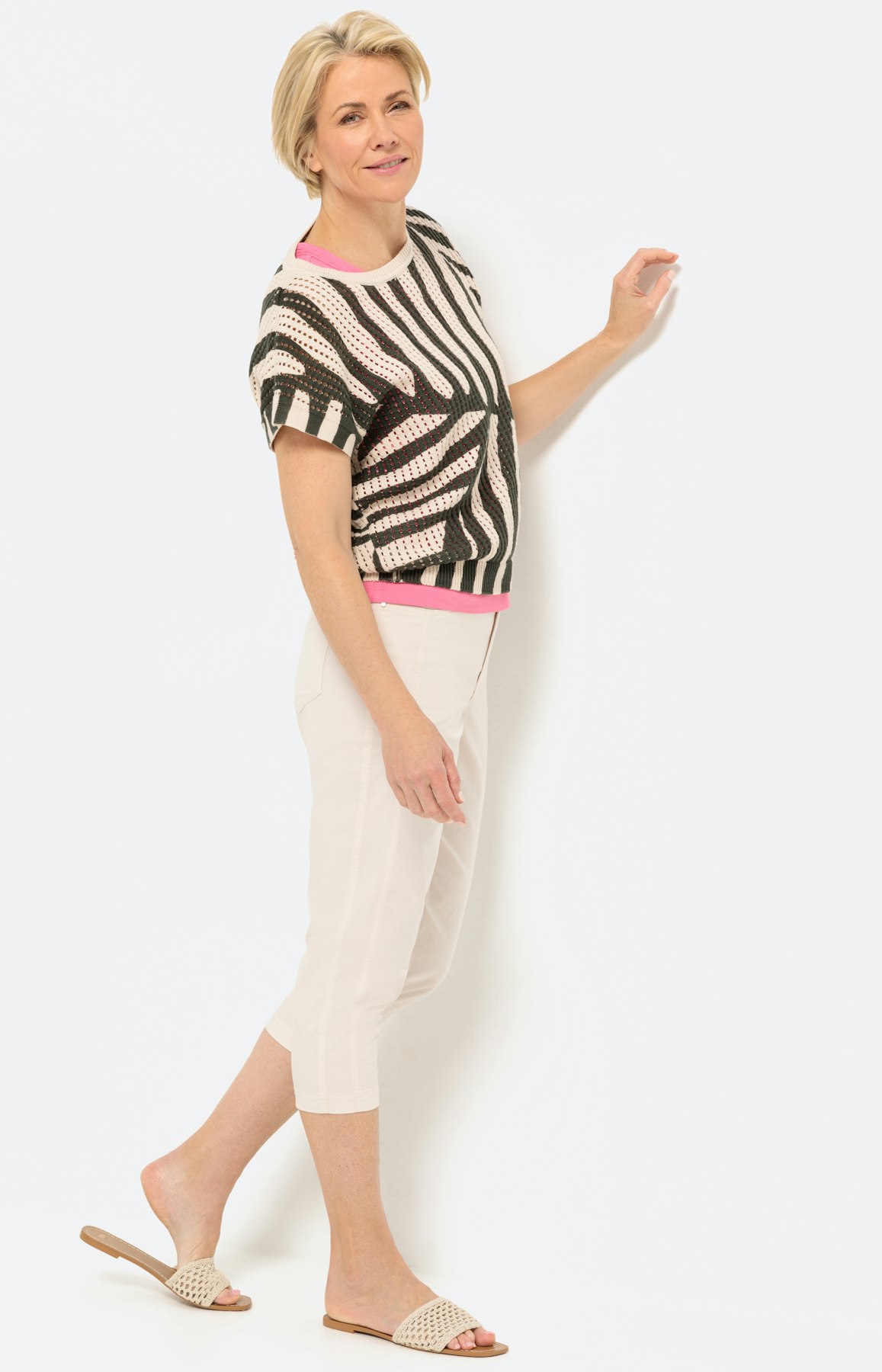 Caprihose aus Papertouch, beige