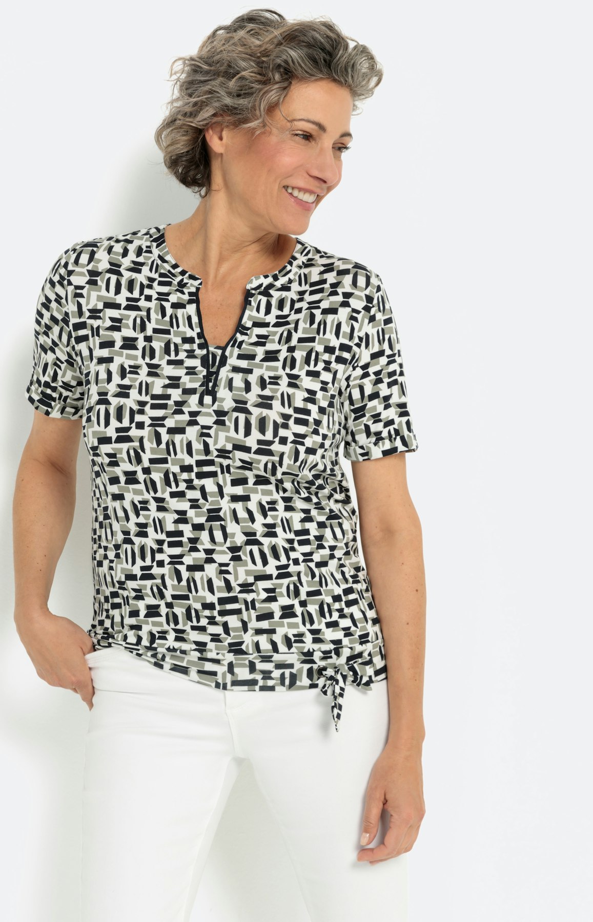 T-shirt met korte mouwen en knoopdetail