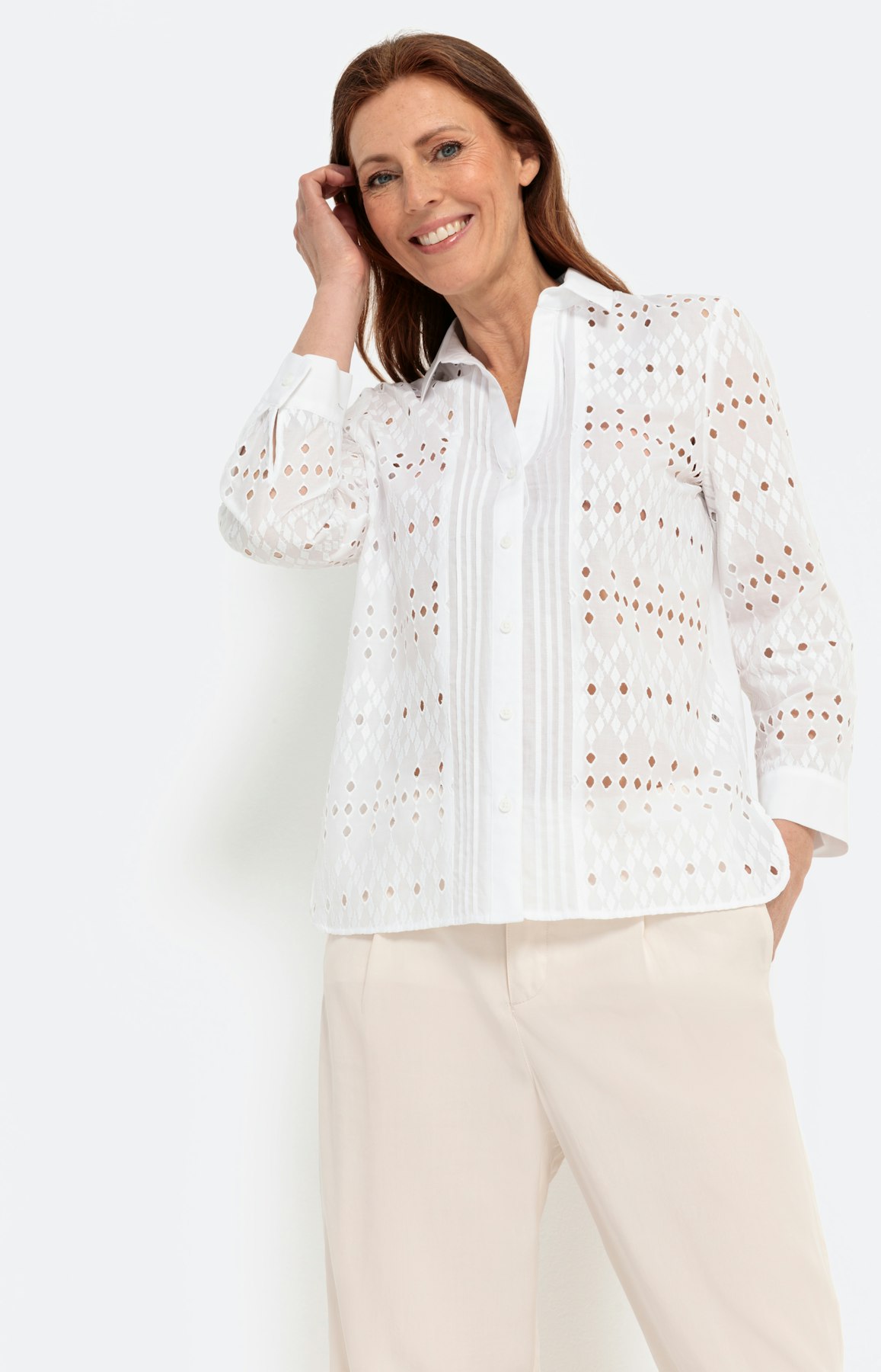 Bluse mit Stickerei und 3/4-Arm