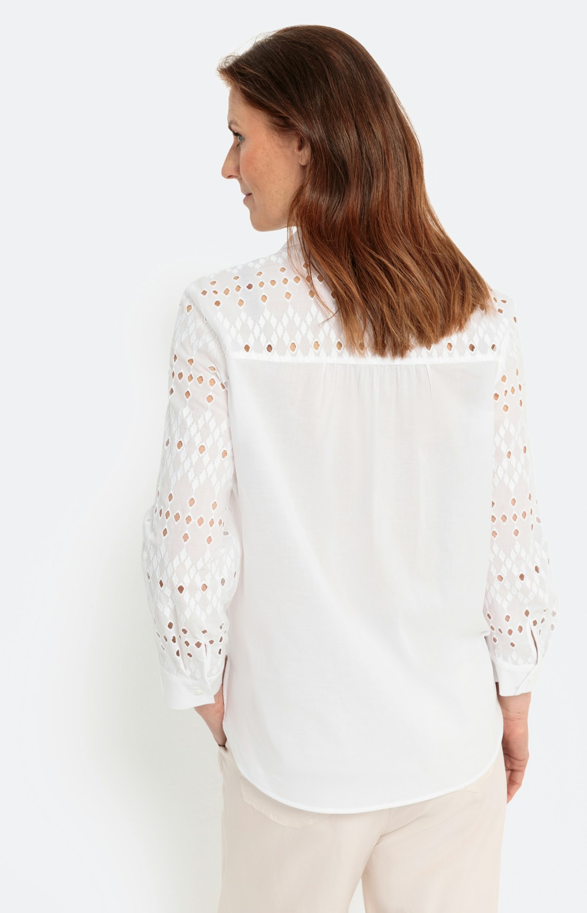 Bluse mit Stickerei und 3/4-Arm