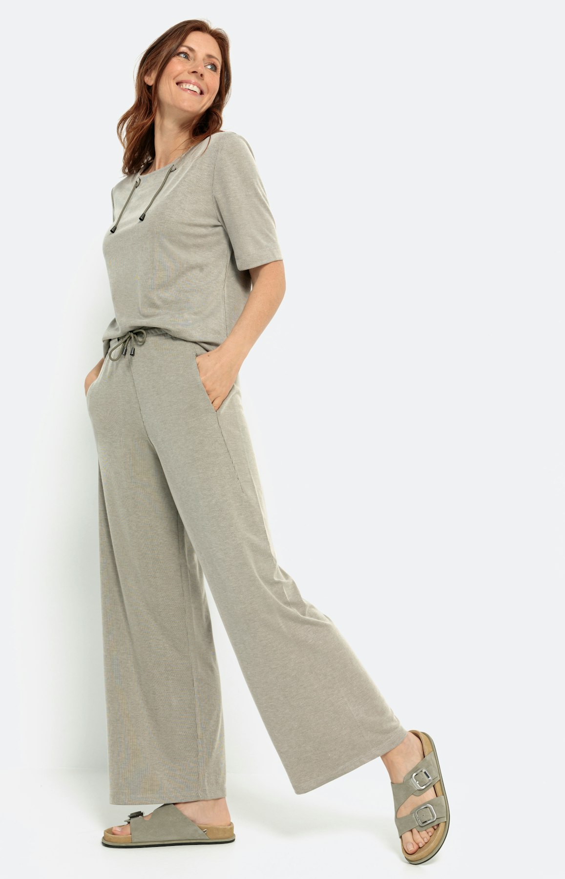 Casual broek met wijde pasvorm