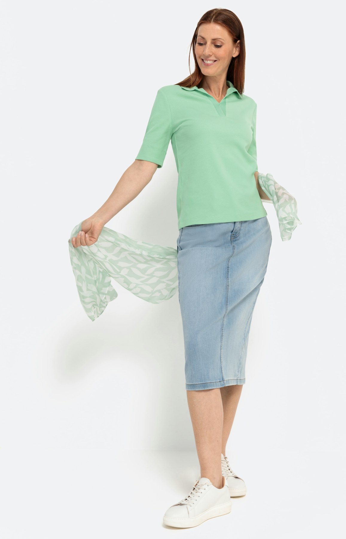 Poloshirt mit V-Ausschnitt, maigrün