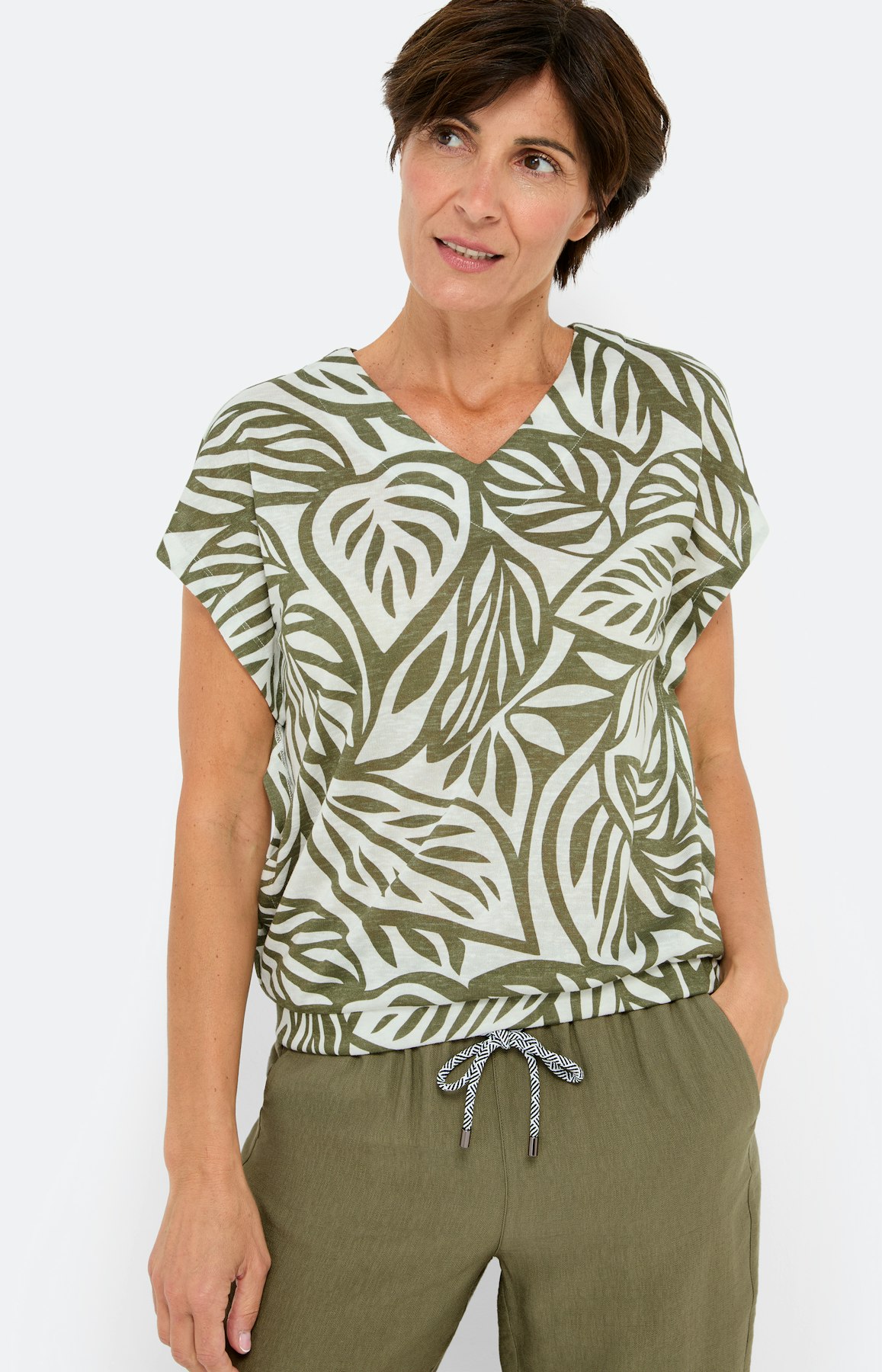 T-Shirt mit Blätterprint, khaki weiß