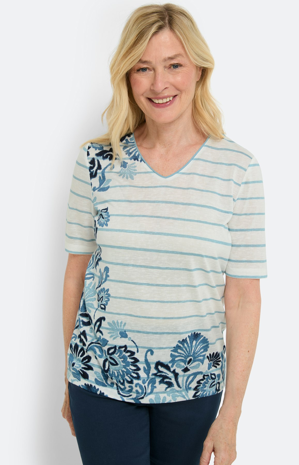 Strepen t-shirt met bloemen, wit blauw
