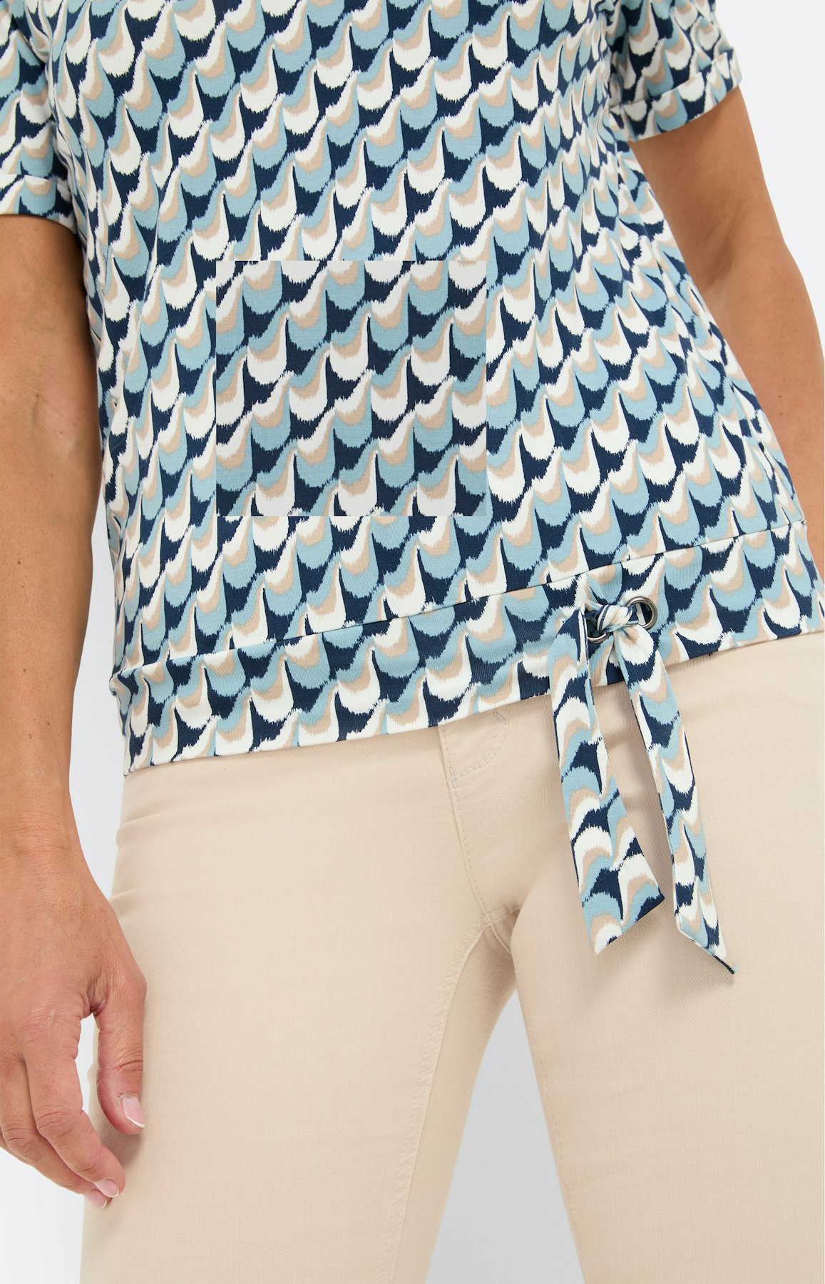 T-shirt met knoopdetail, blauw patroon