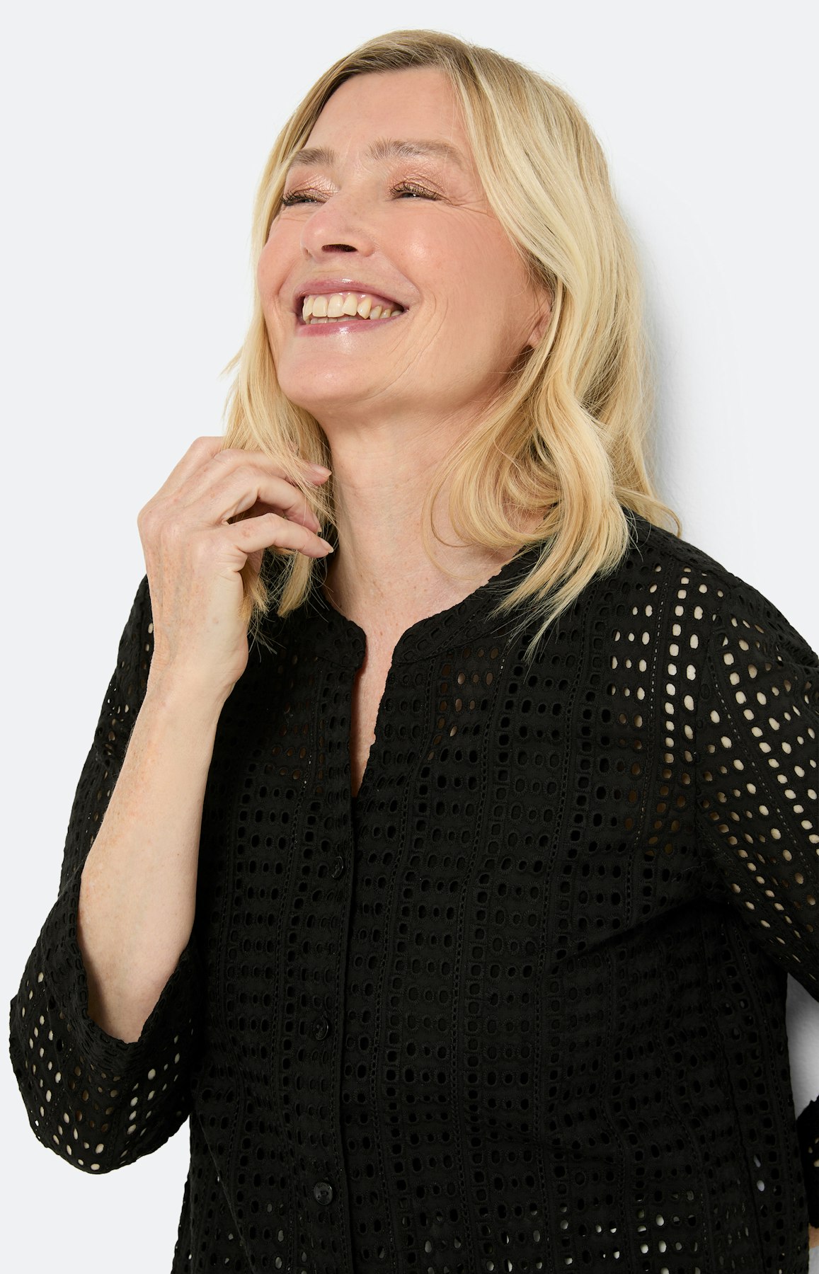 Blouse met mooie broderie anglaise