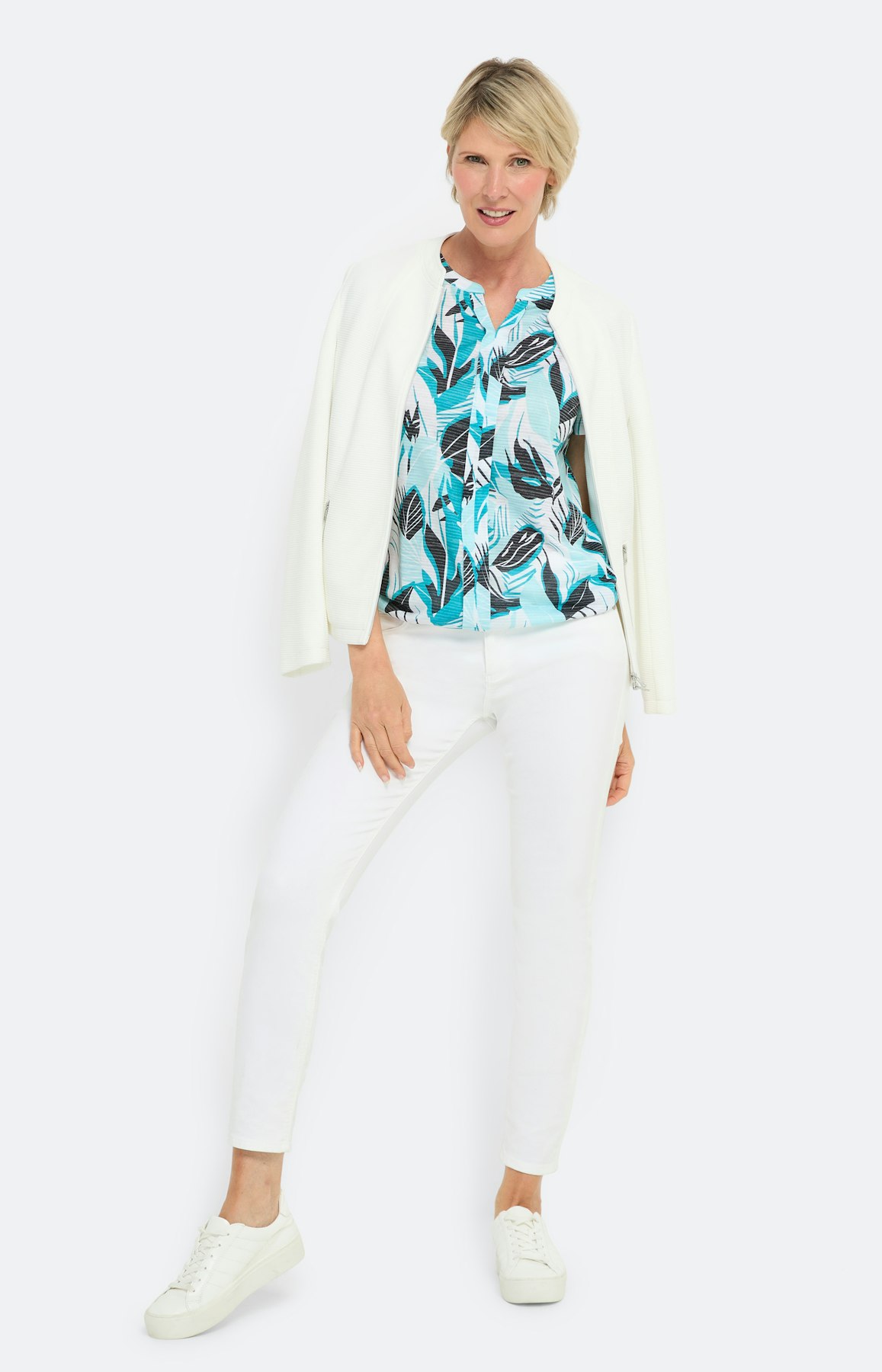 T-shirt met bloemen print all-over