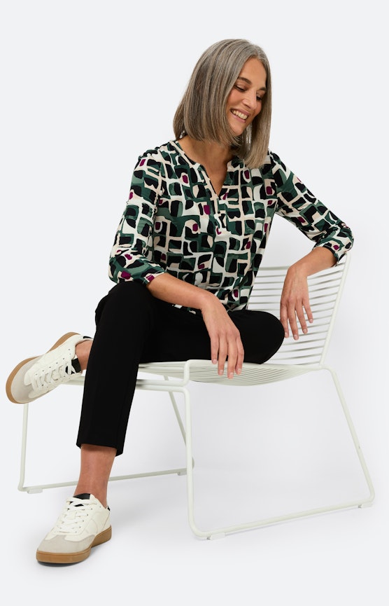 Neue Saison – leuchtende Looks für einen starken Start
 Inspiration aus der Kollektion “Bright Beginnings”
