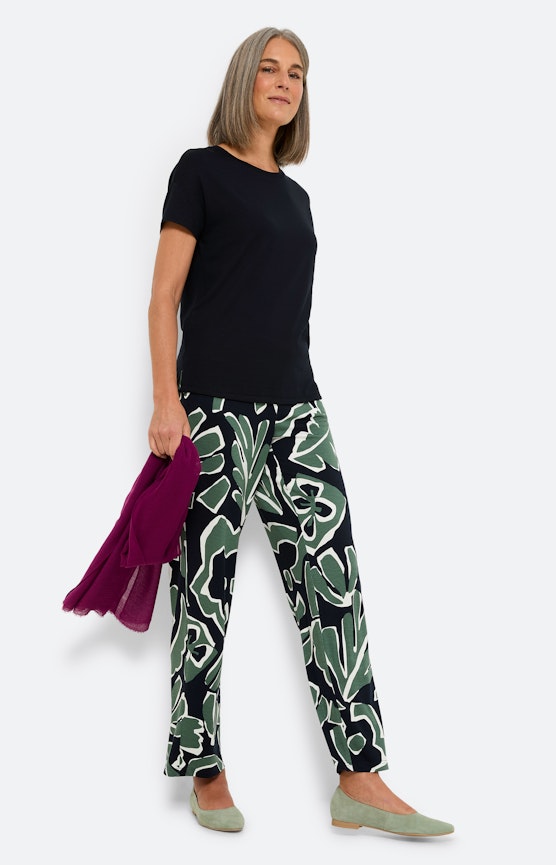 Neue Saison – leuchtende Looks für einen starken Start
 Inspiration aus der Kollektion “Bright Beginnings”
