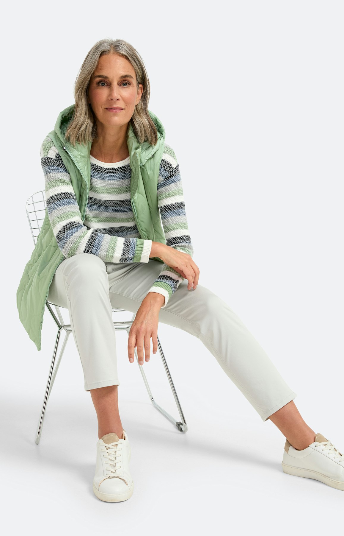 Broek van katoen-satijn, lichtgrijs