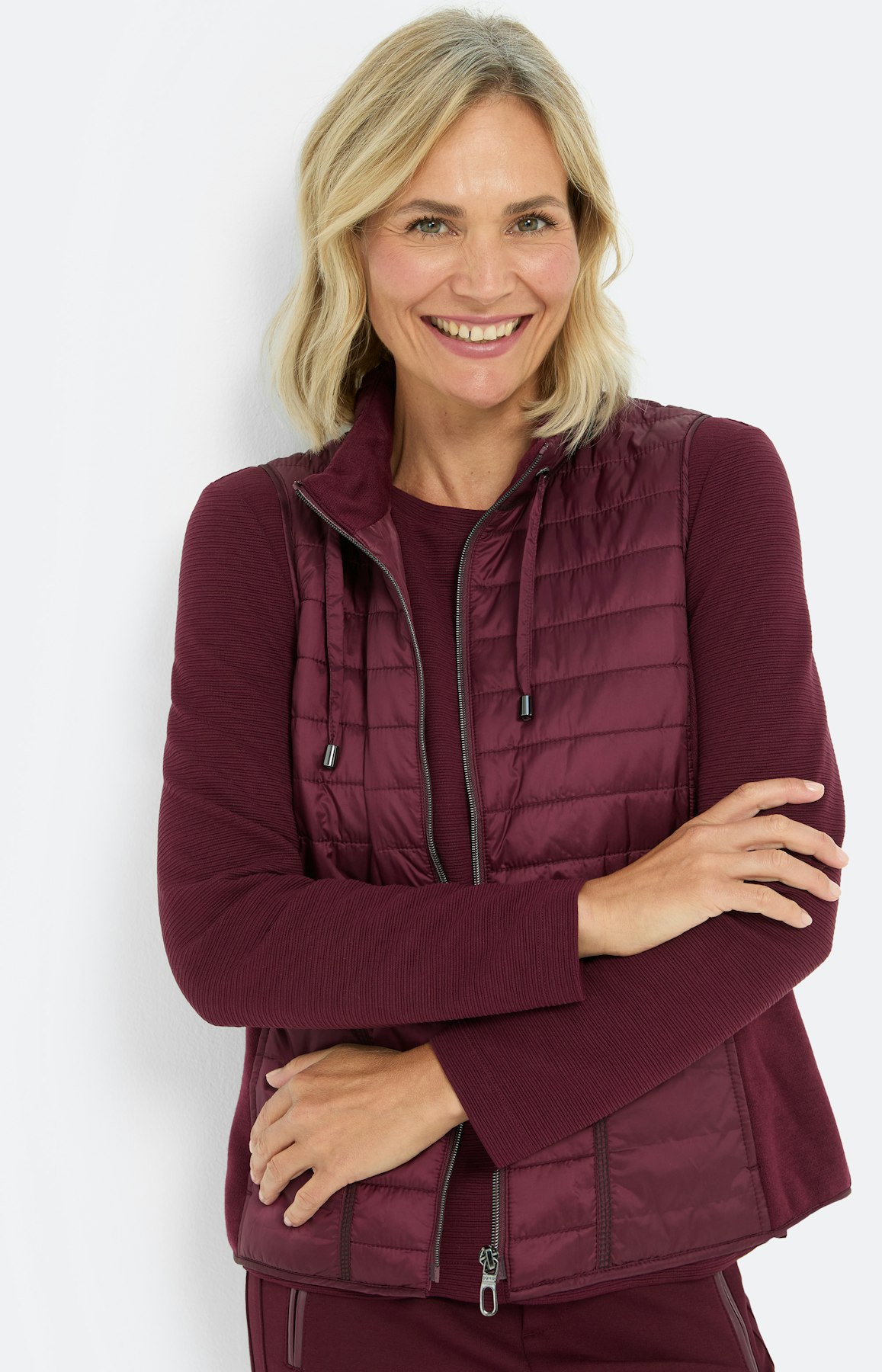 Bodywarmer in materialenmix, bourgondië